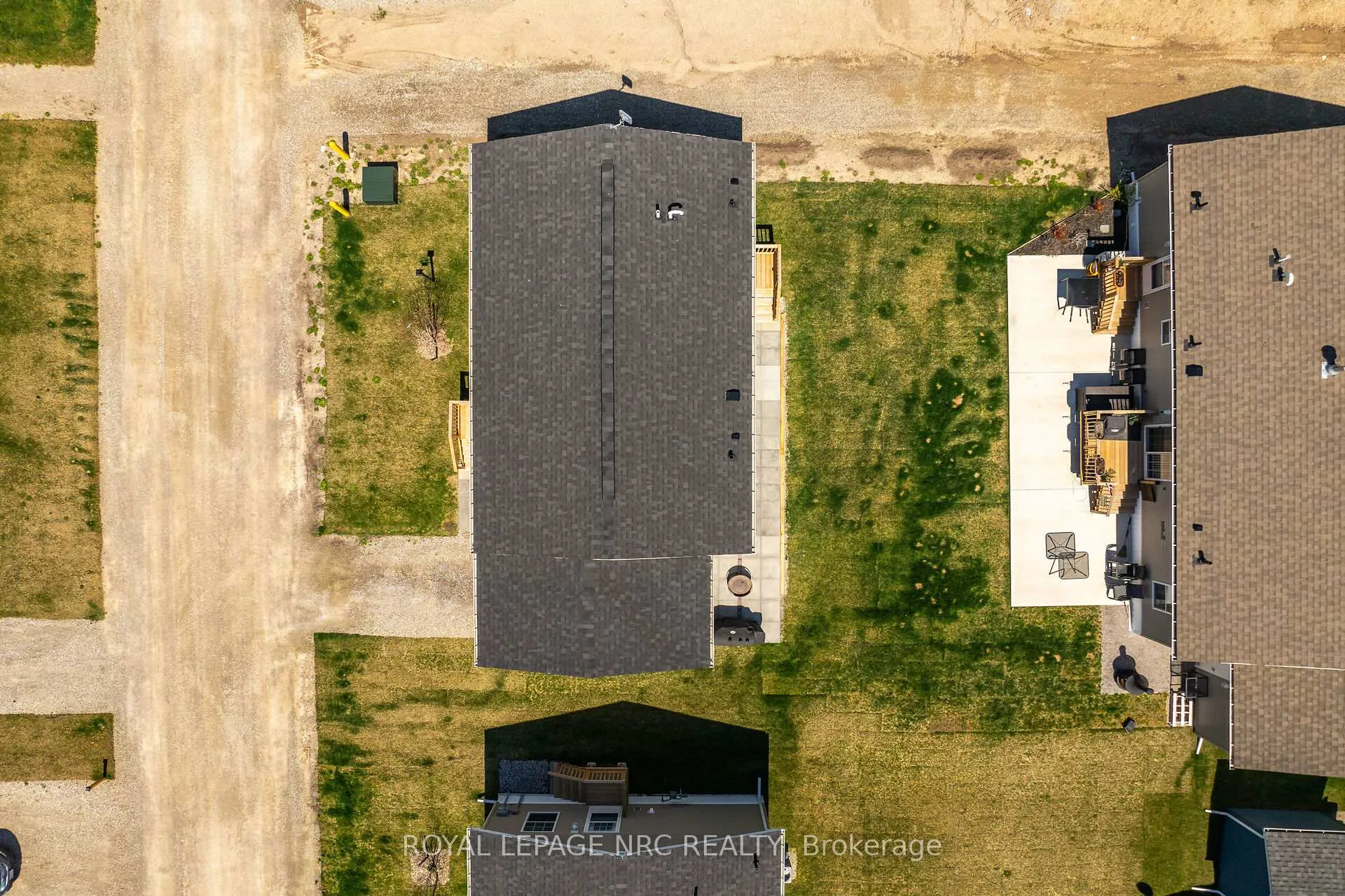 Photo 7 of 14 Copper Beach Drive, Haldimand, Nanticoke — HOMEH