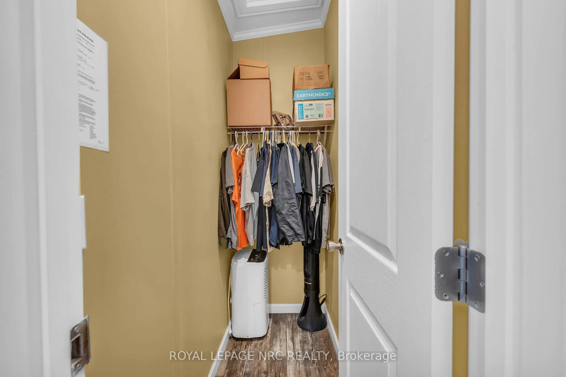Photo 20 of 14 Copper Beach Drive, Haldimand, Nanticoke — HOMEH