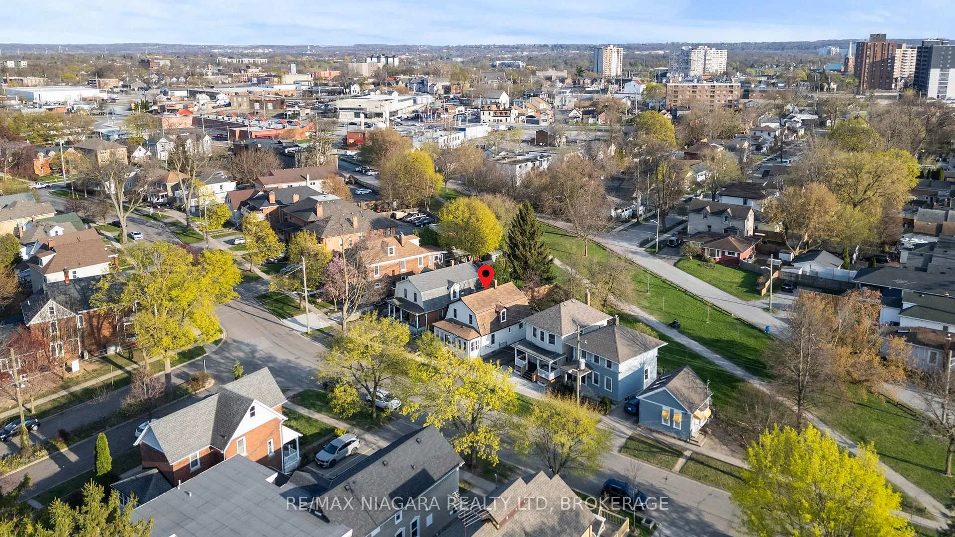 Photo 31 of 34 Maple Street, St. Catharines, Downtown — HOMEH
