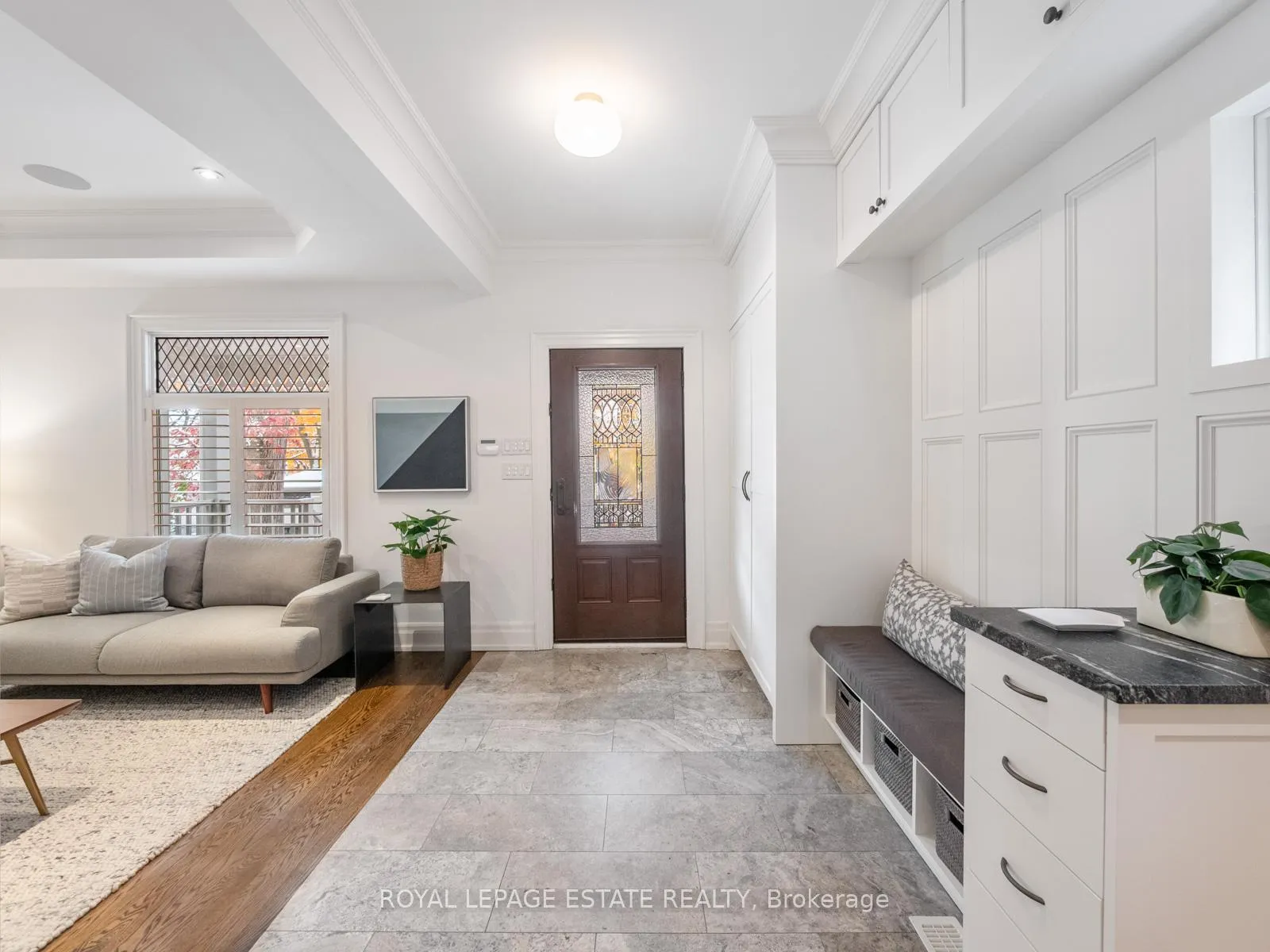 Photo 4 of 143B Silver Birch Avenue, Toronto, The Beaches — HOMEH