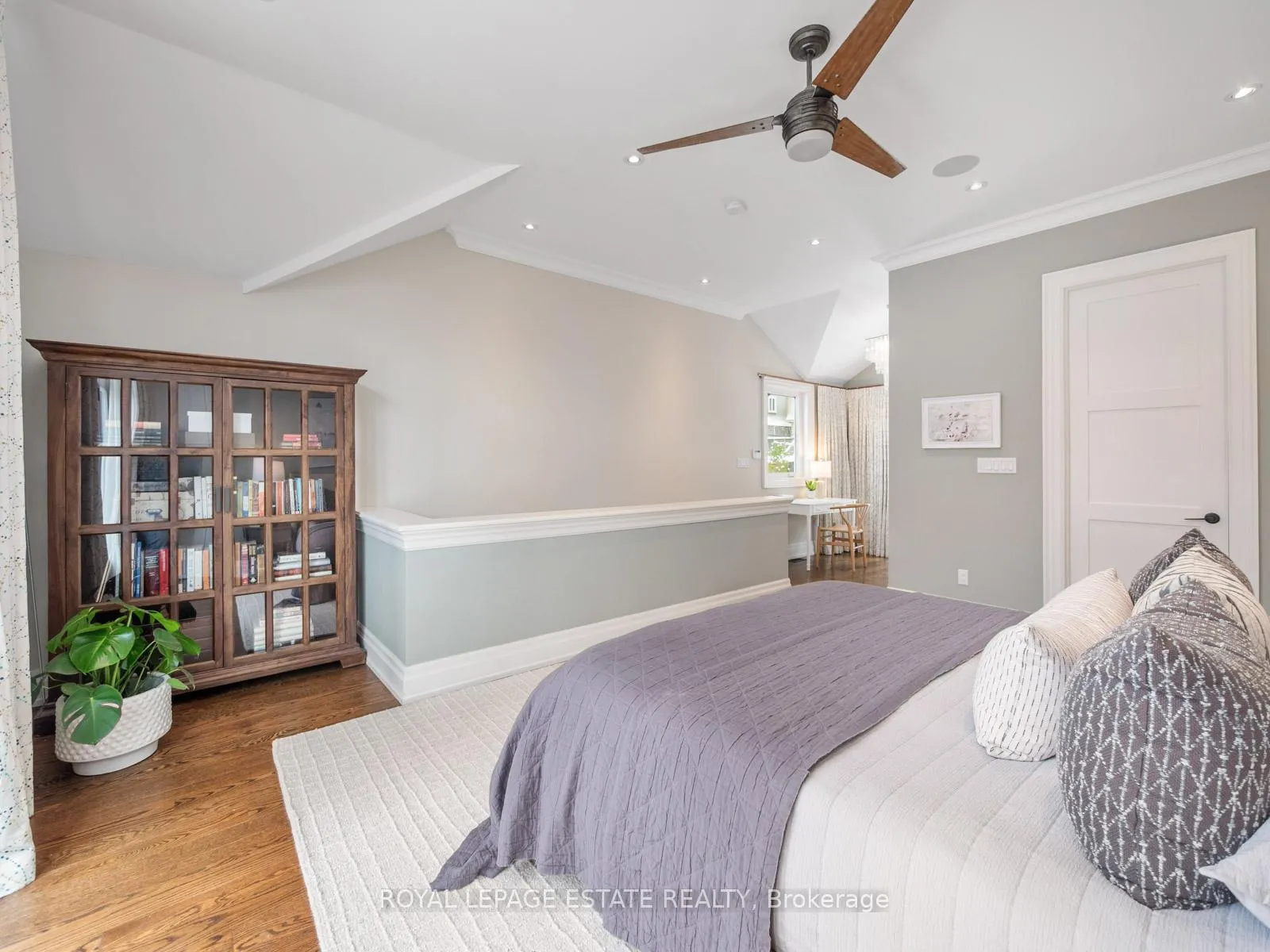 Photo 32 of 143B Silver Birch Avenue, Toronto, The Beaches — HOMEH