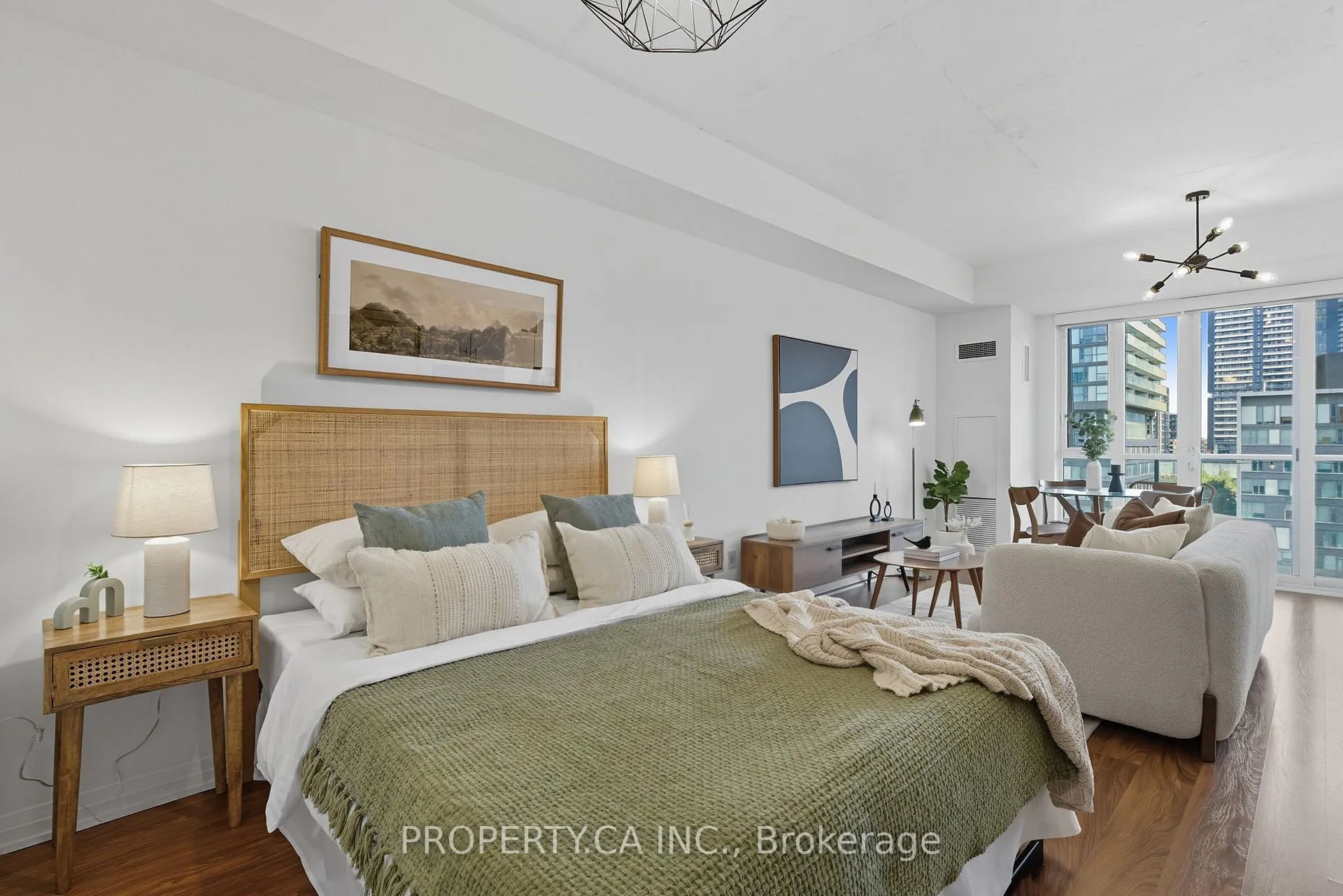 Photo 3 of Unit 720, 25 Cole Street, Toronto, Regent Park — HOMEH