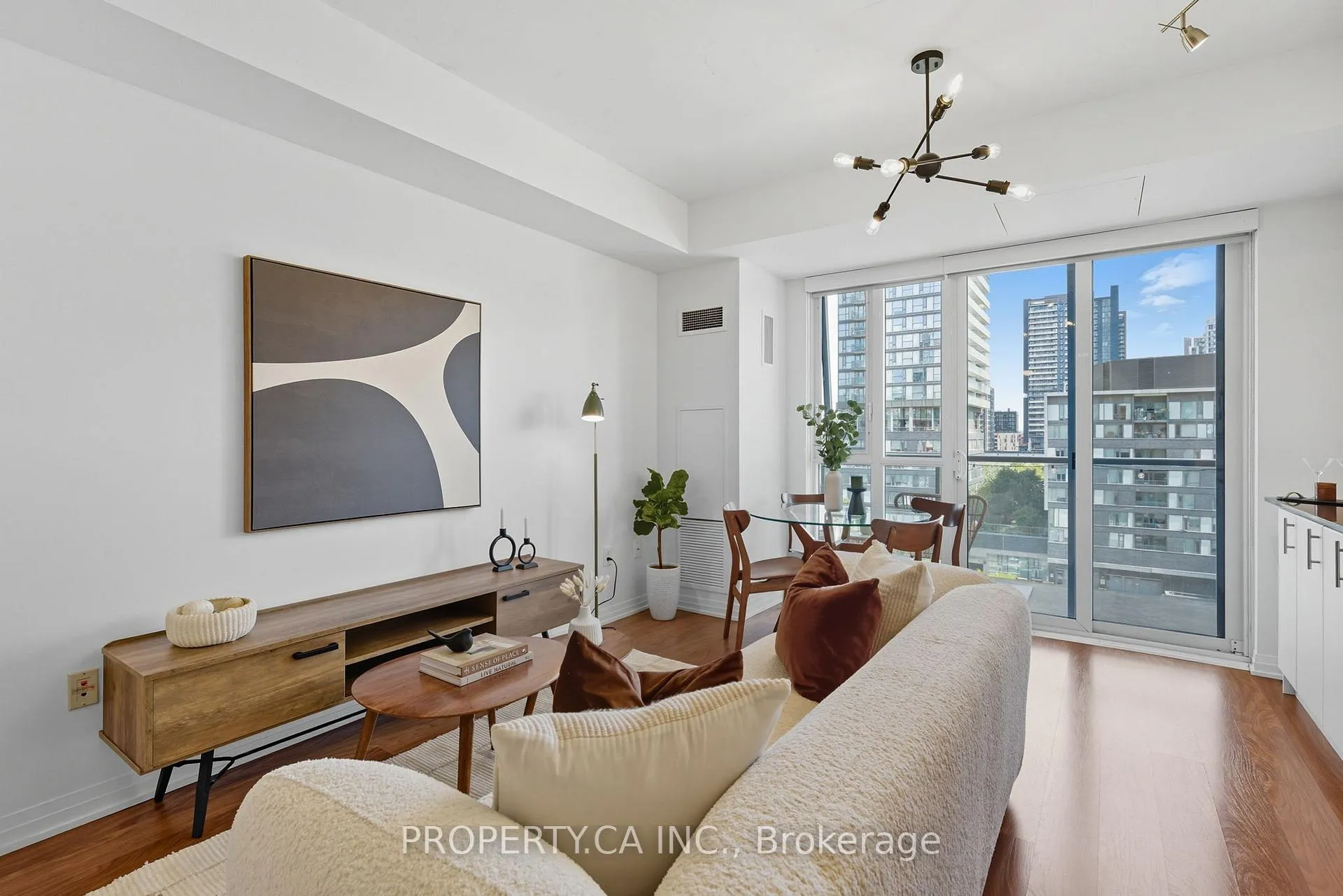 Photo 8 of Unit 720, 25 Cole Street, Toronto, Regent Park — HOMEH
