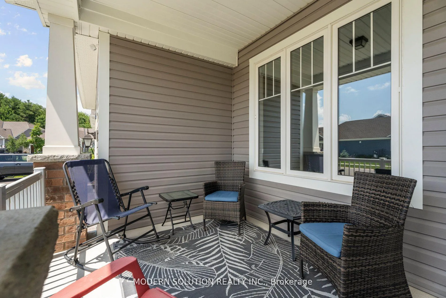 Photo 3 of 35 Browning Boulevard, Bracebridge, Macaulay — HOMEH