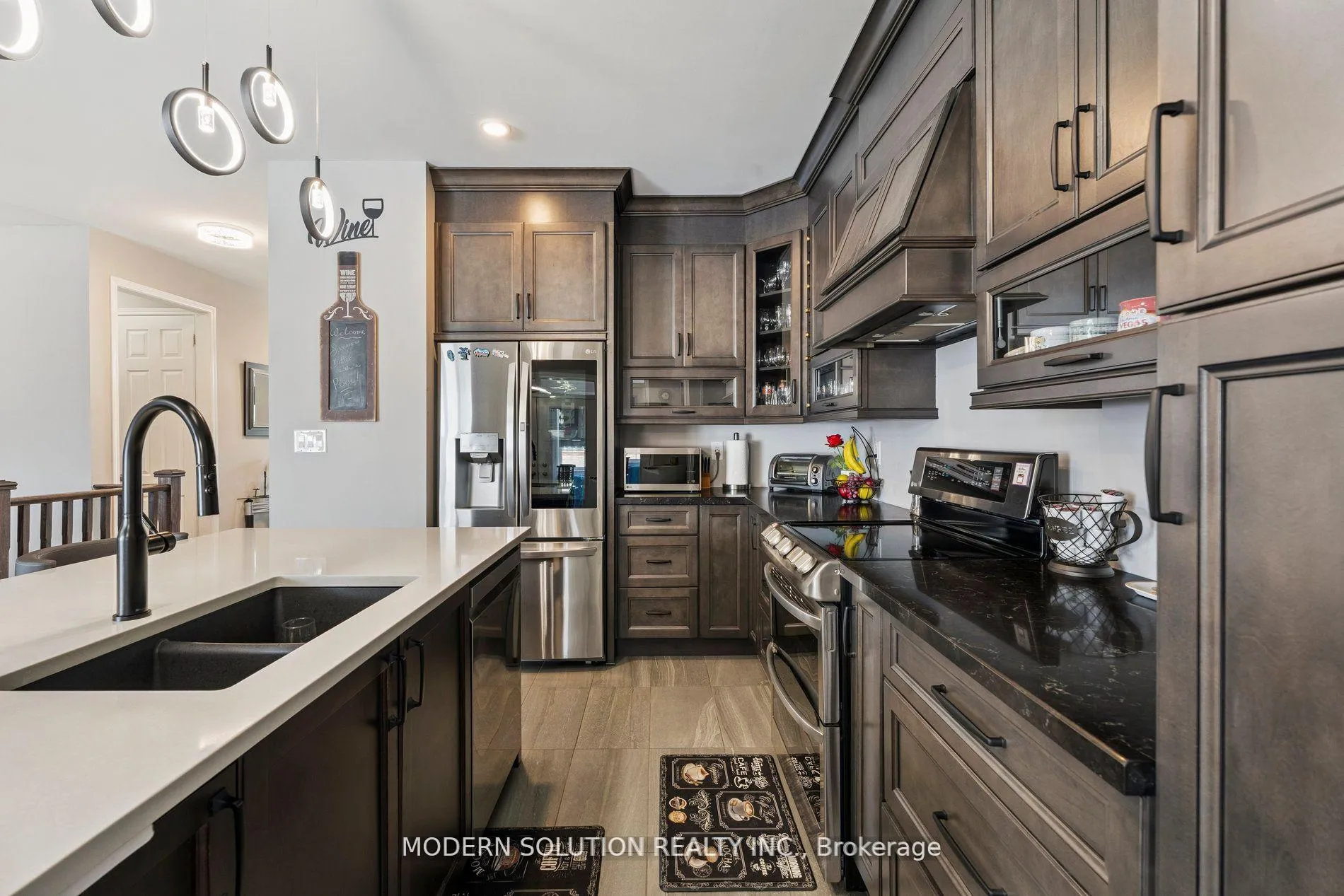 Photo 21 of 35 Browning Boulevard, Bracebridge, Macaulay — HOMEH