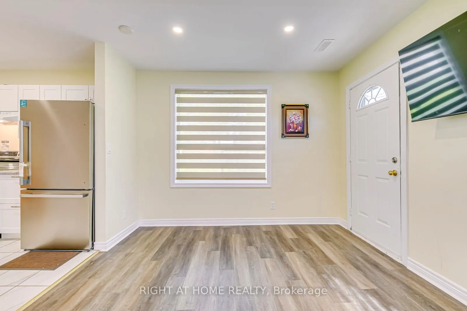 Photo 15 of 10 Flamboro Street, Hamilton, Waterdown — HOMEH