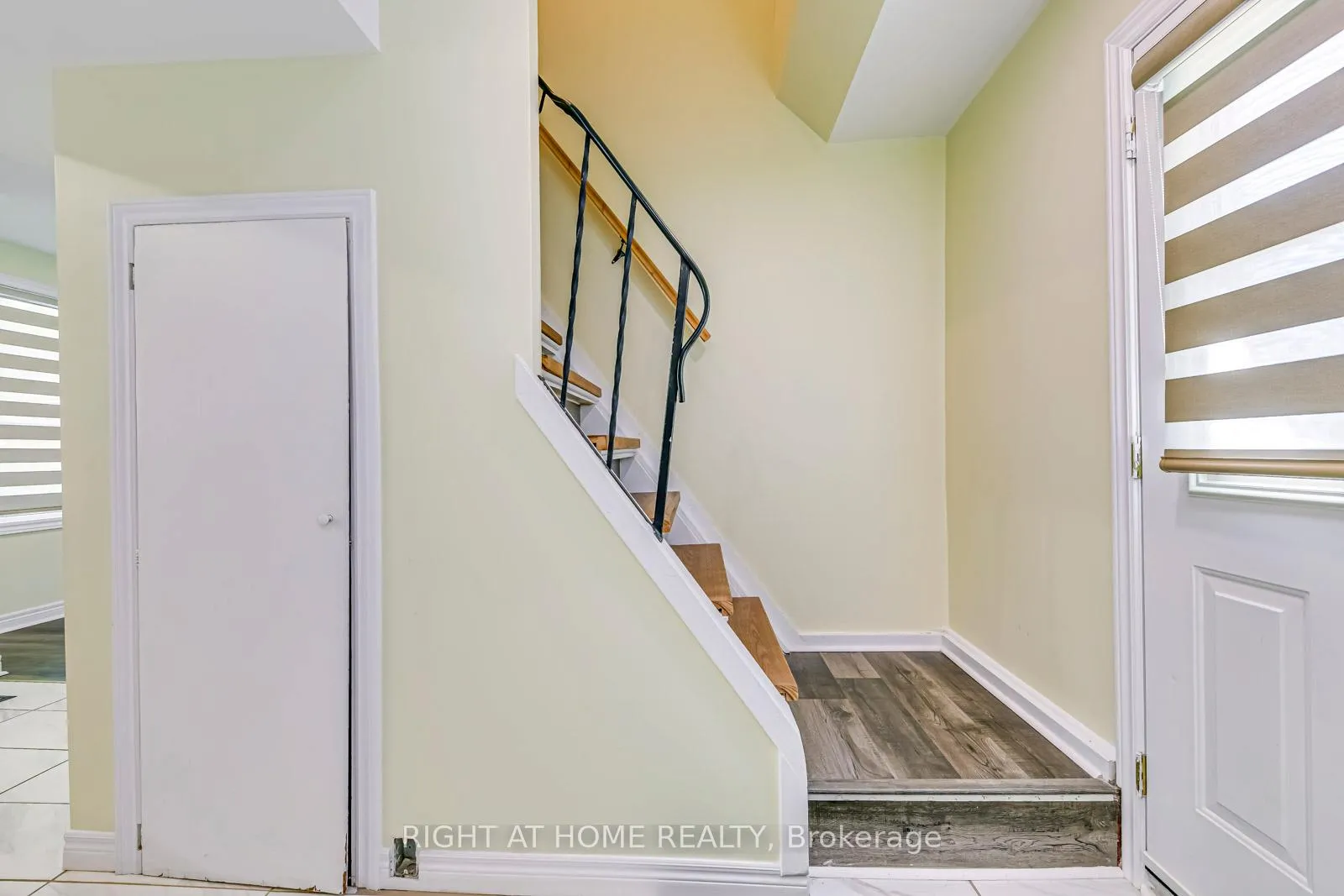 Photo 20 of 10 Flamboro Street, Hamilton, Waterdown — HOMEH