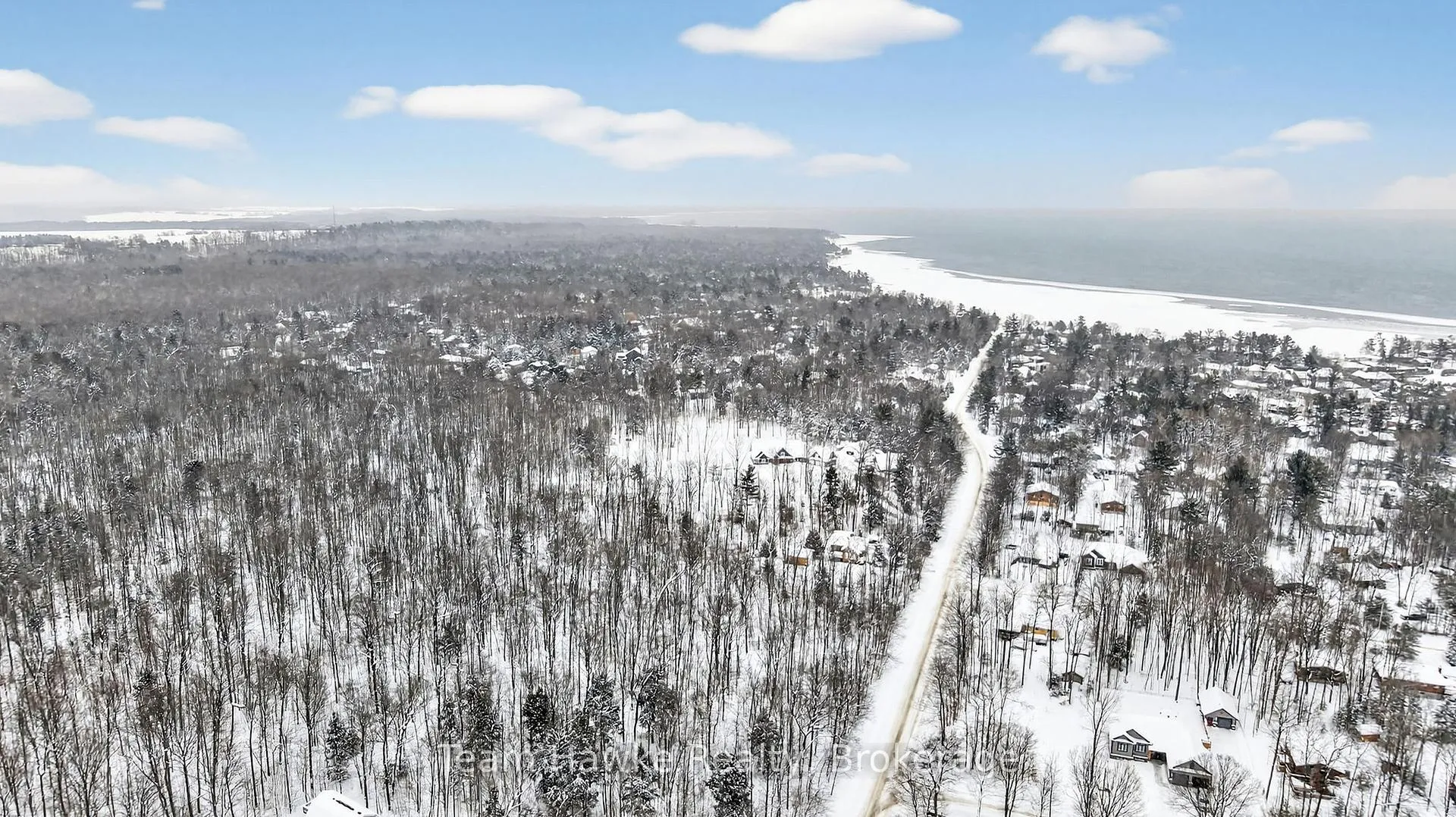 Photo 43 of 50 Laurier Boulevard, Tiny, Rural Tiny — HOMEH