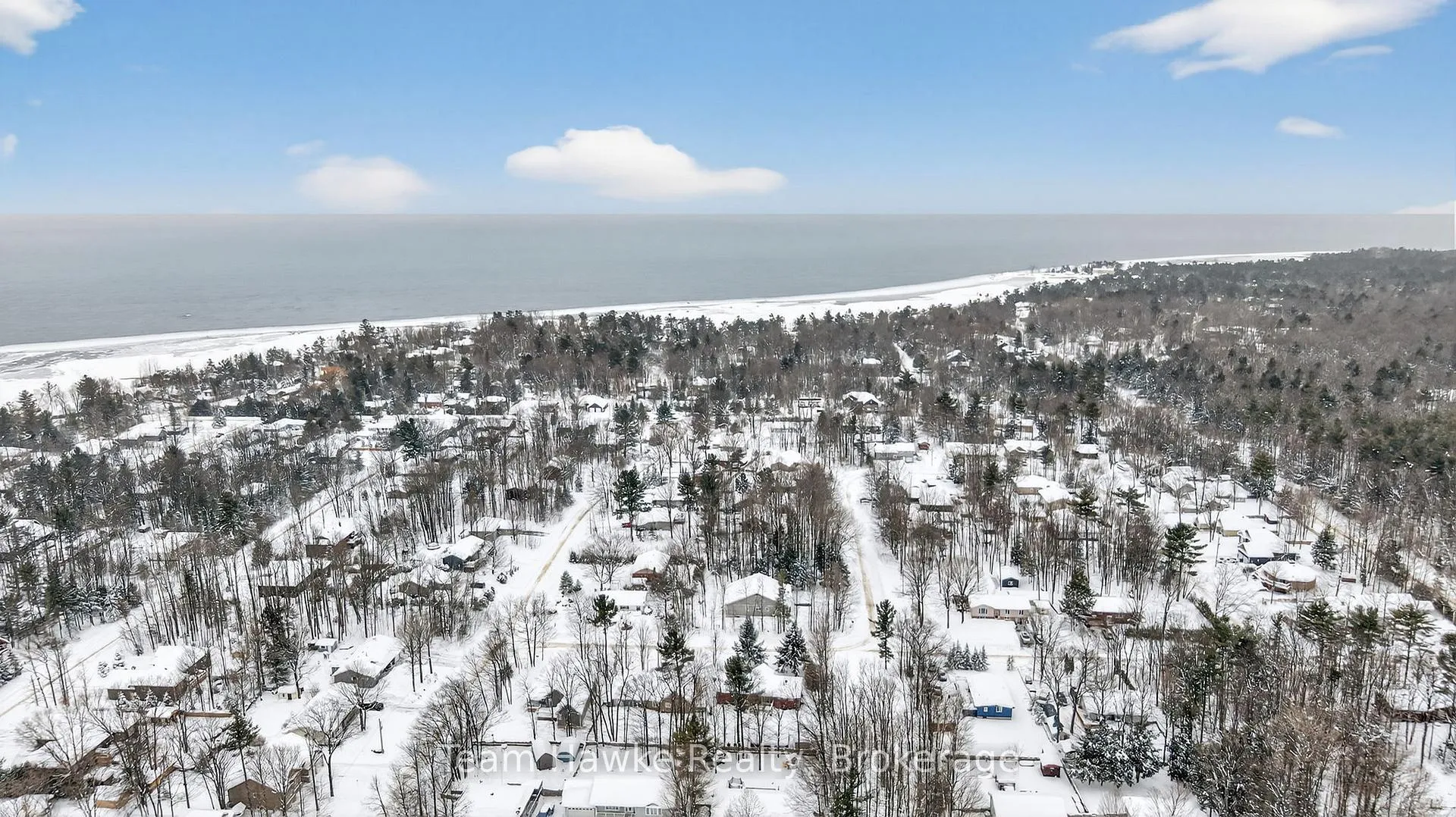 Photo 45 of 50 Laurier Boulevard, Tiny, Rural Tiny — HOMEH