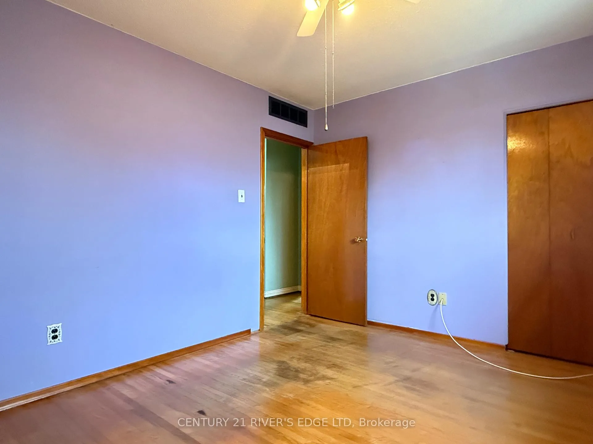 Photo 22 of 2527 Needham Crescent, Ottawa, Brookfield Gardens — HOMEH