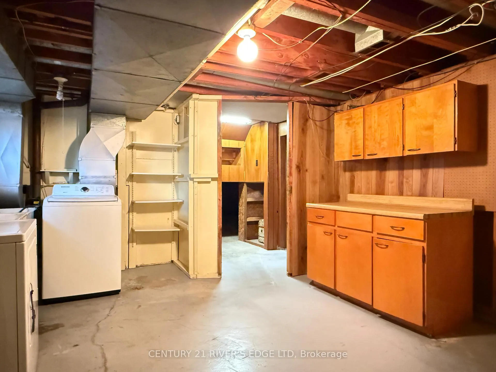 Photo 35 of 2527 Needham Crescent, Ottawa, Brookfield Gardens — HOMEH