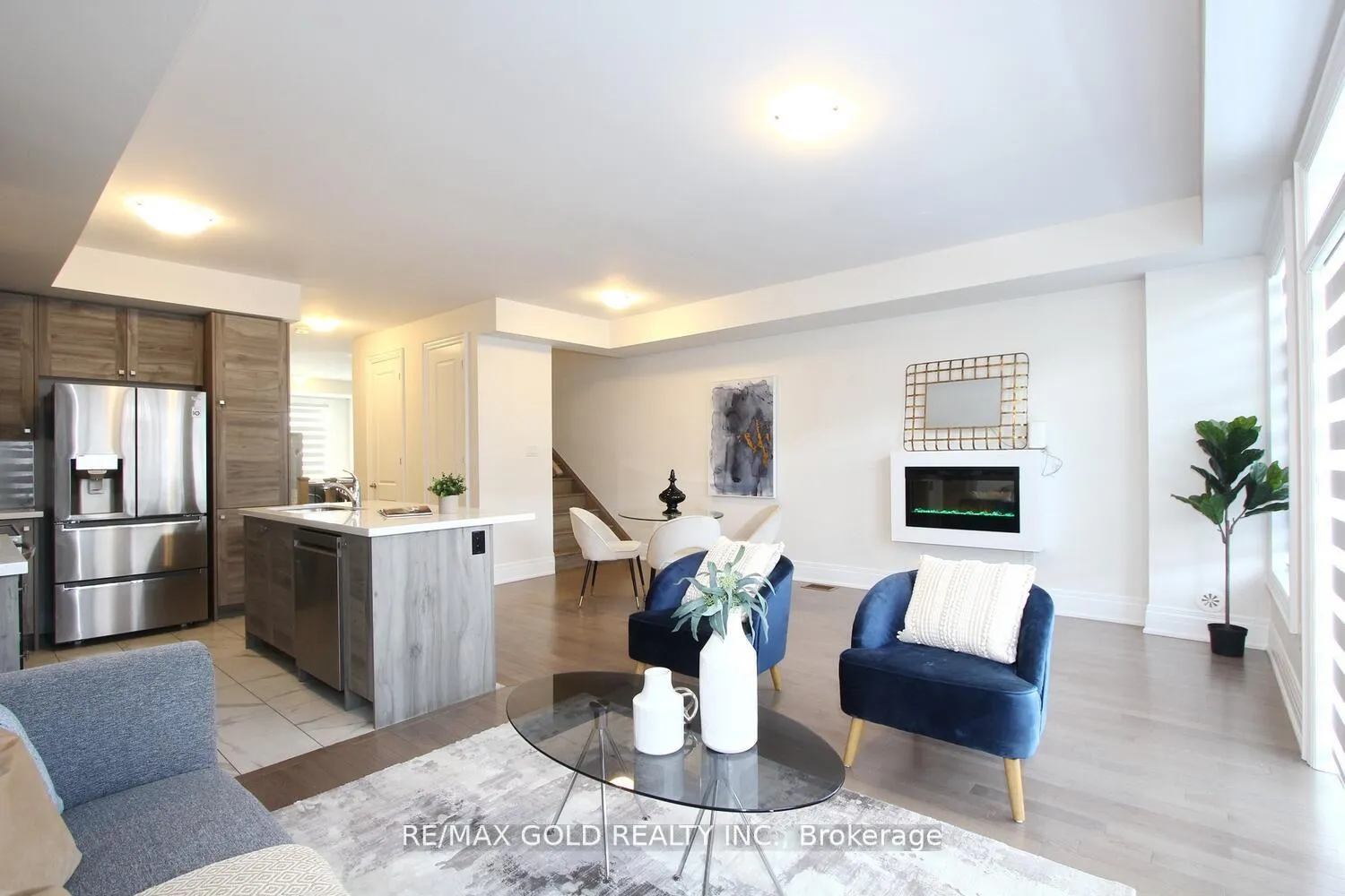 Photo 7 of 27 Petch Avenue, Caledon, Rural Caledon — HOMEH