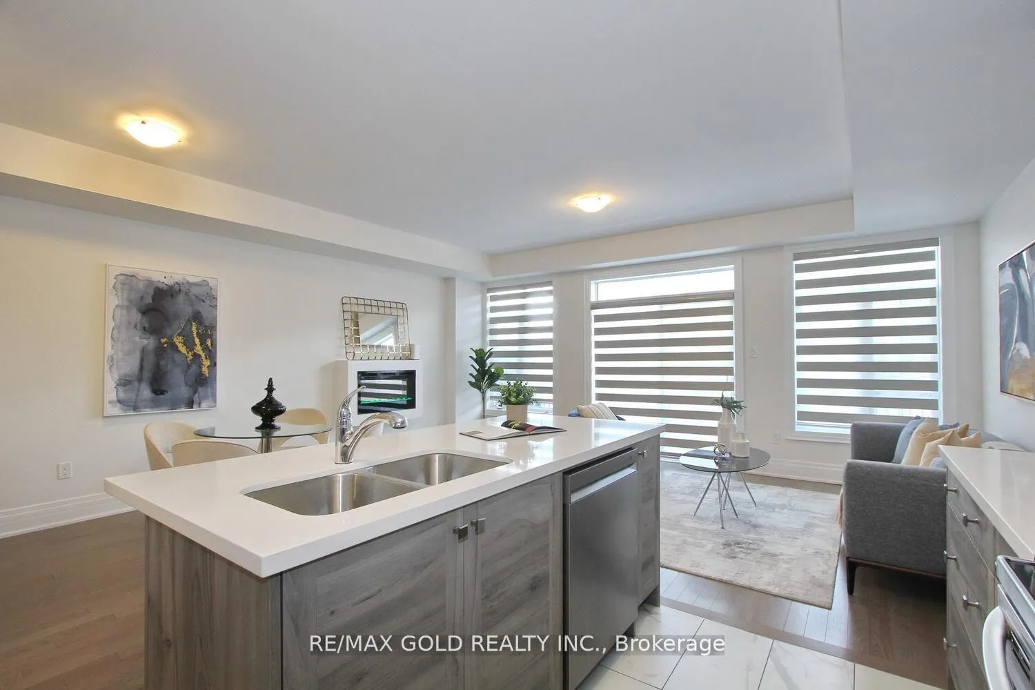 Photo 9 of 27 Petch Avenue, Caledon, Rural Caledon — HOMEH