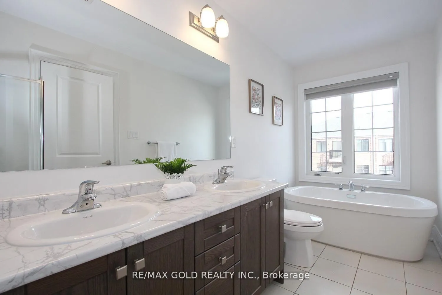 Photo 23 of 27 Petch Avenue, Caledon, Rural Caledon — HOMEH