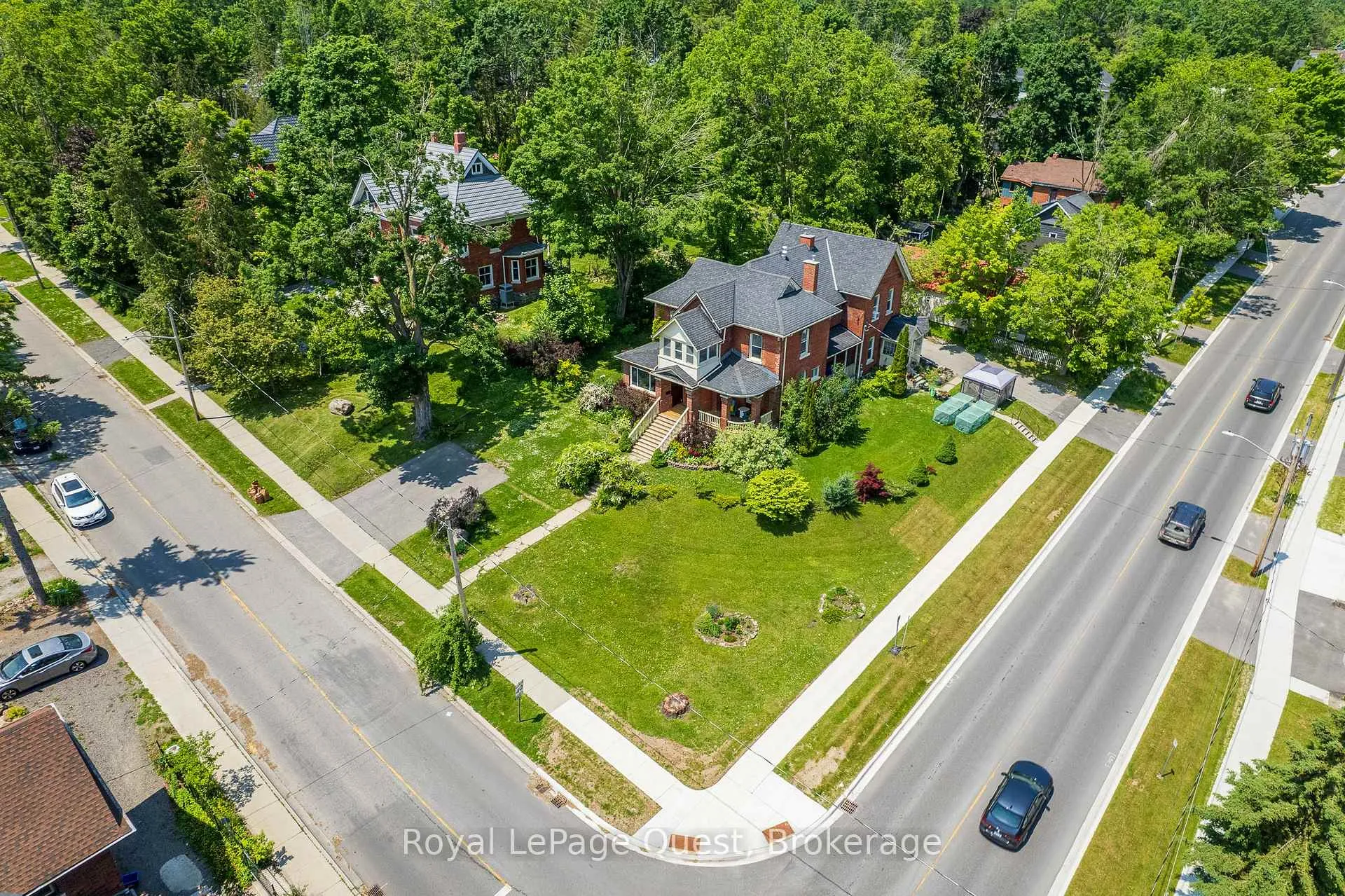 Photo 5 of 120 Brant Street E, Orillia — HOMEH