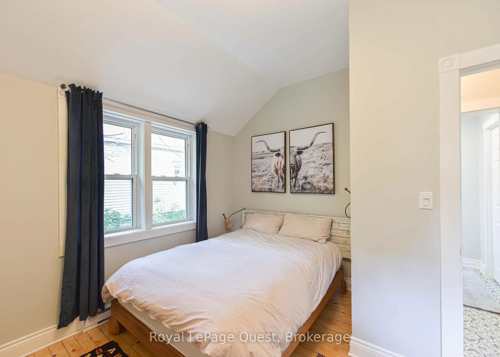 Photo 31 of 120 Brant Street E, Orillia — HOMEH