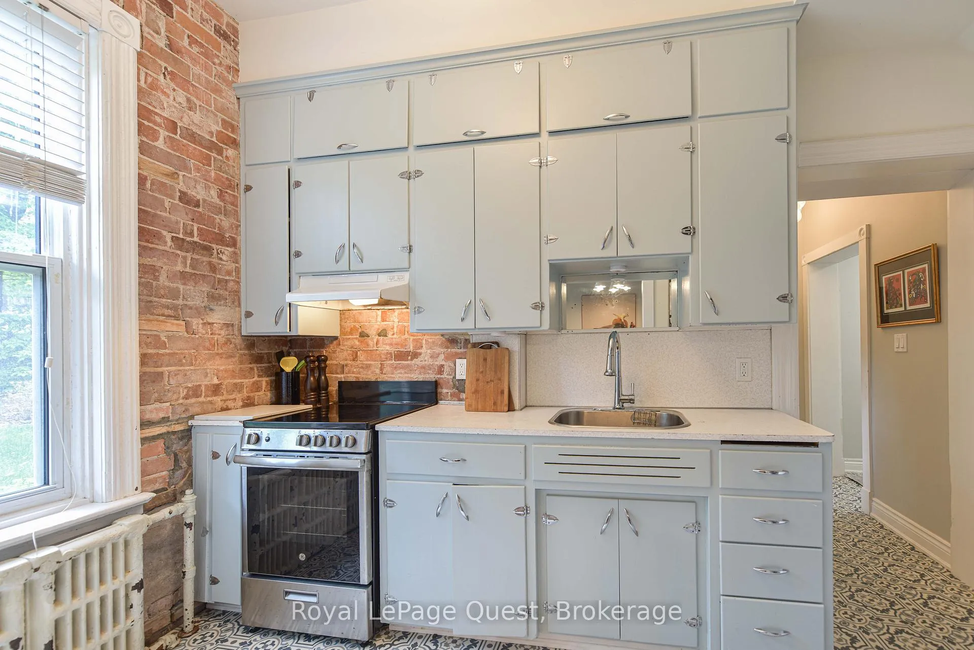 Photo 34 of 120 Brant Street E, Orillia — HOMEH
