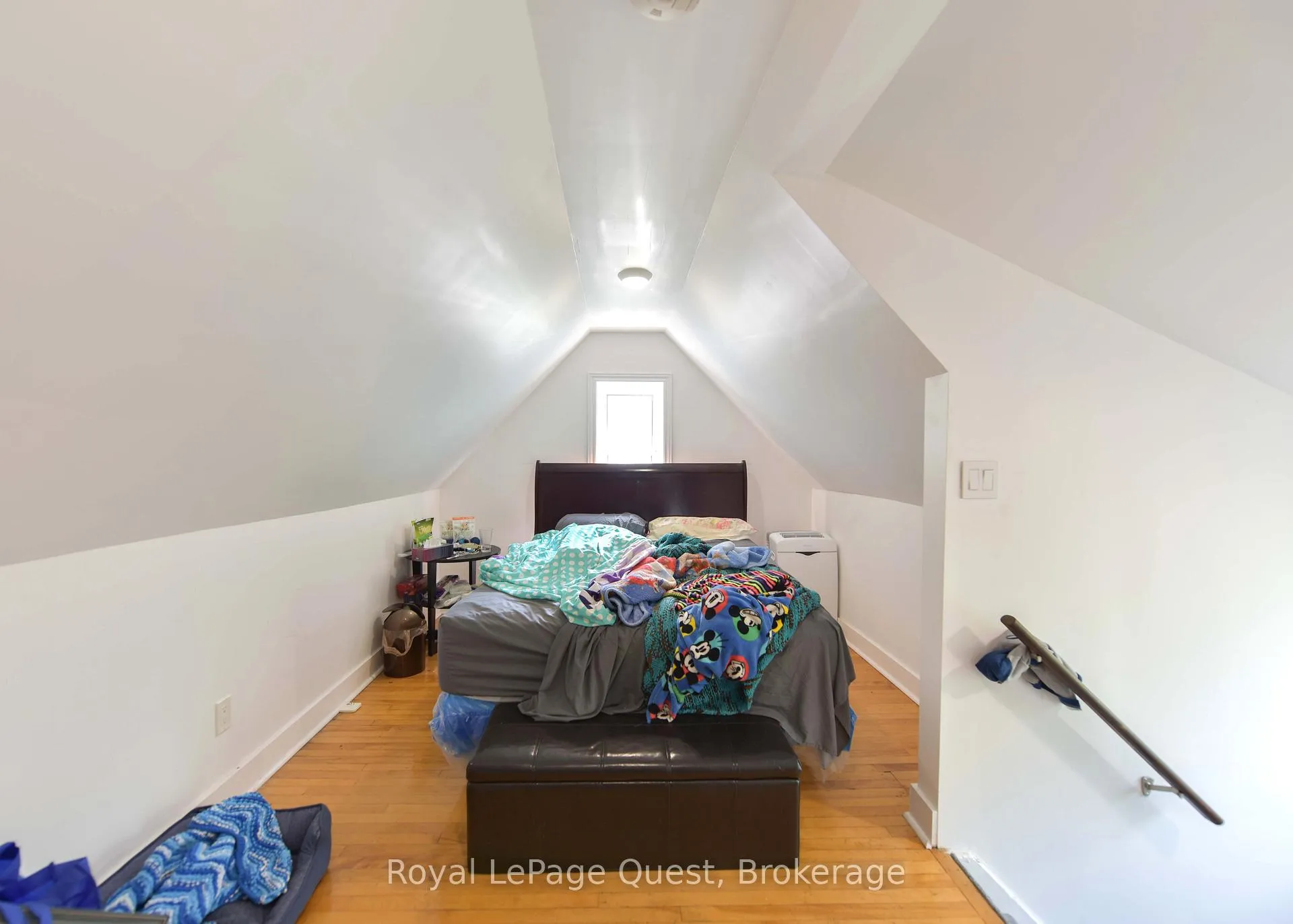 Photo 42 of 120 Brant Street E, Orillia — HOMEH