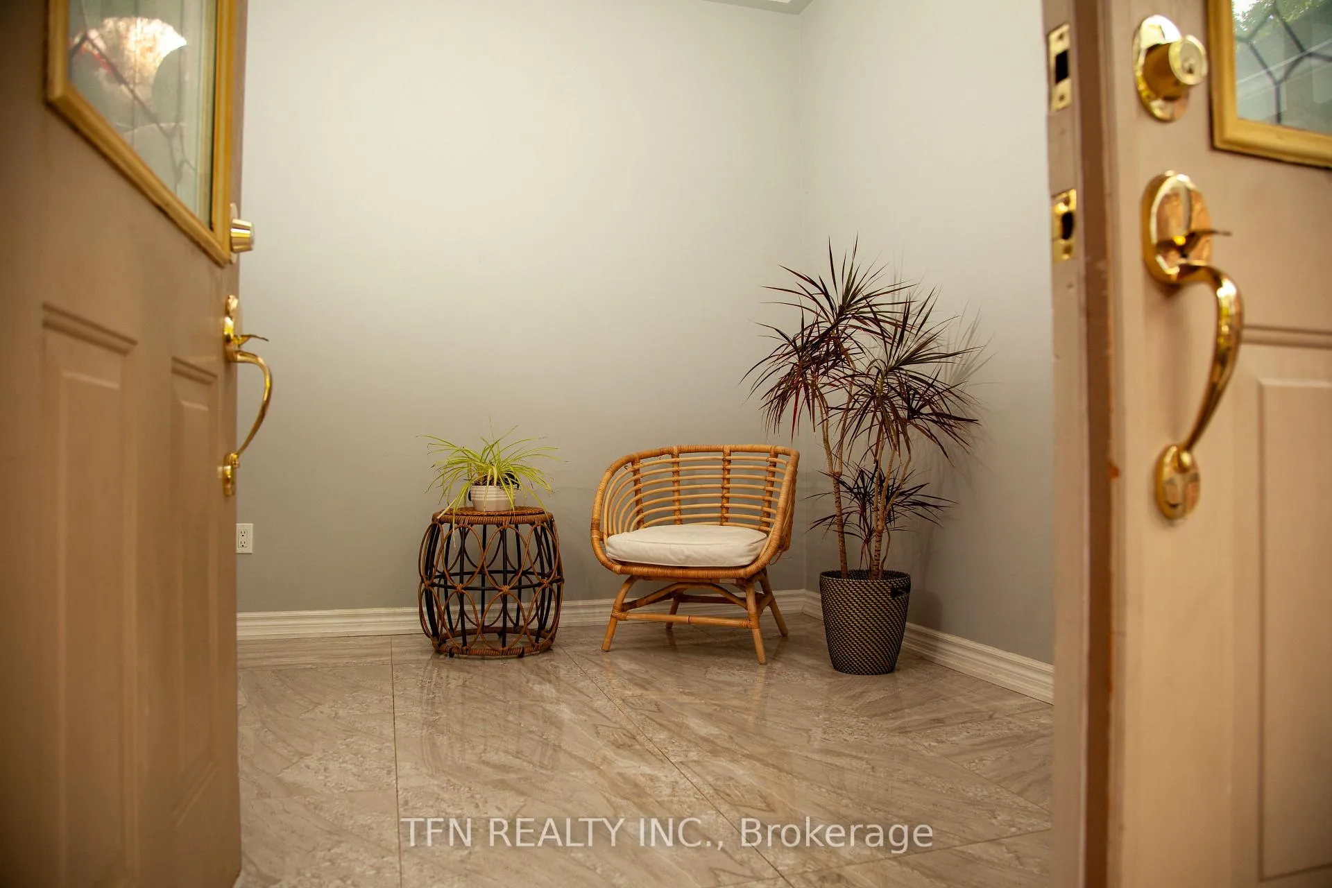 Photo 7 of 5 Belwood Boulevard, Vaughan, Patterson — HOMEH