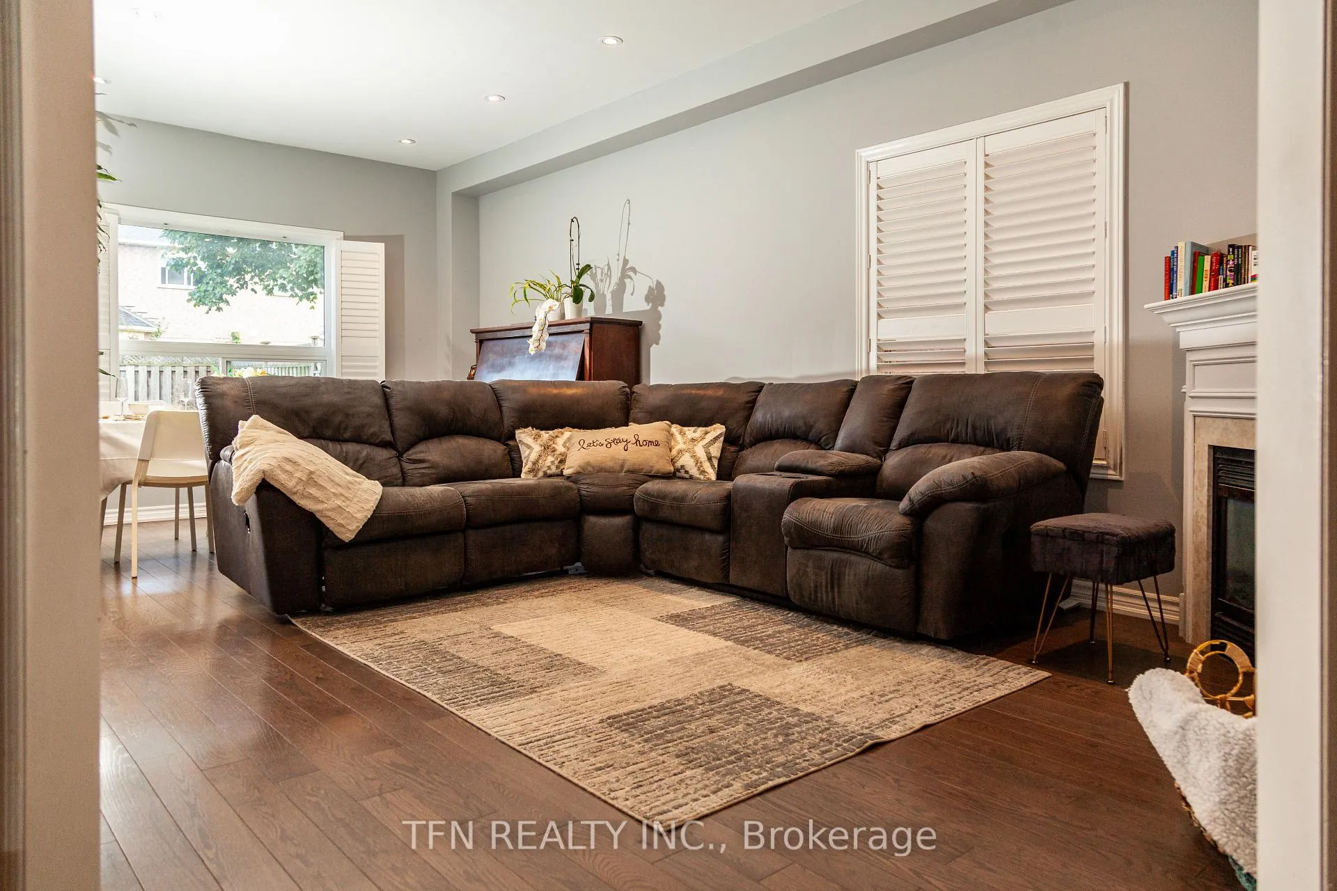 Photo 10 of 5 Belwood Boulevard, Vaughan, Patterson — HOMEH