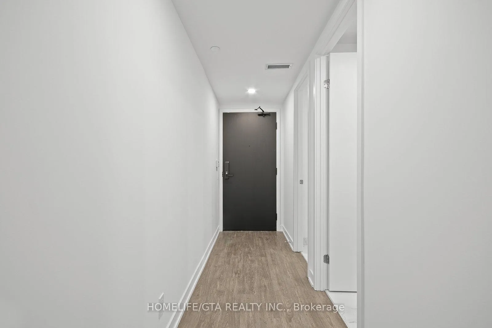 Photo 3 of Unit 2115, 88 Queen Street E, Toronto, Church-Yonge Corridor — HOMEH
