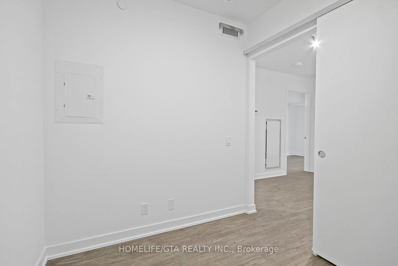 Photo 10 of Unit 2115, 88 Queen Street E, Toronto, Church-Yonge Corridor — HOMEH