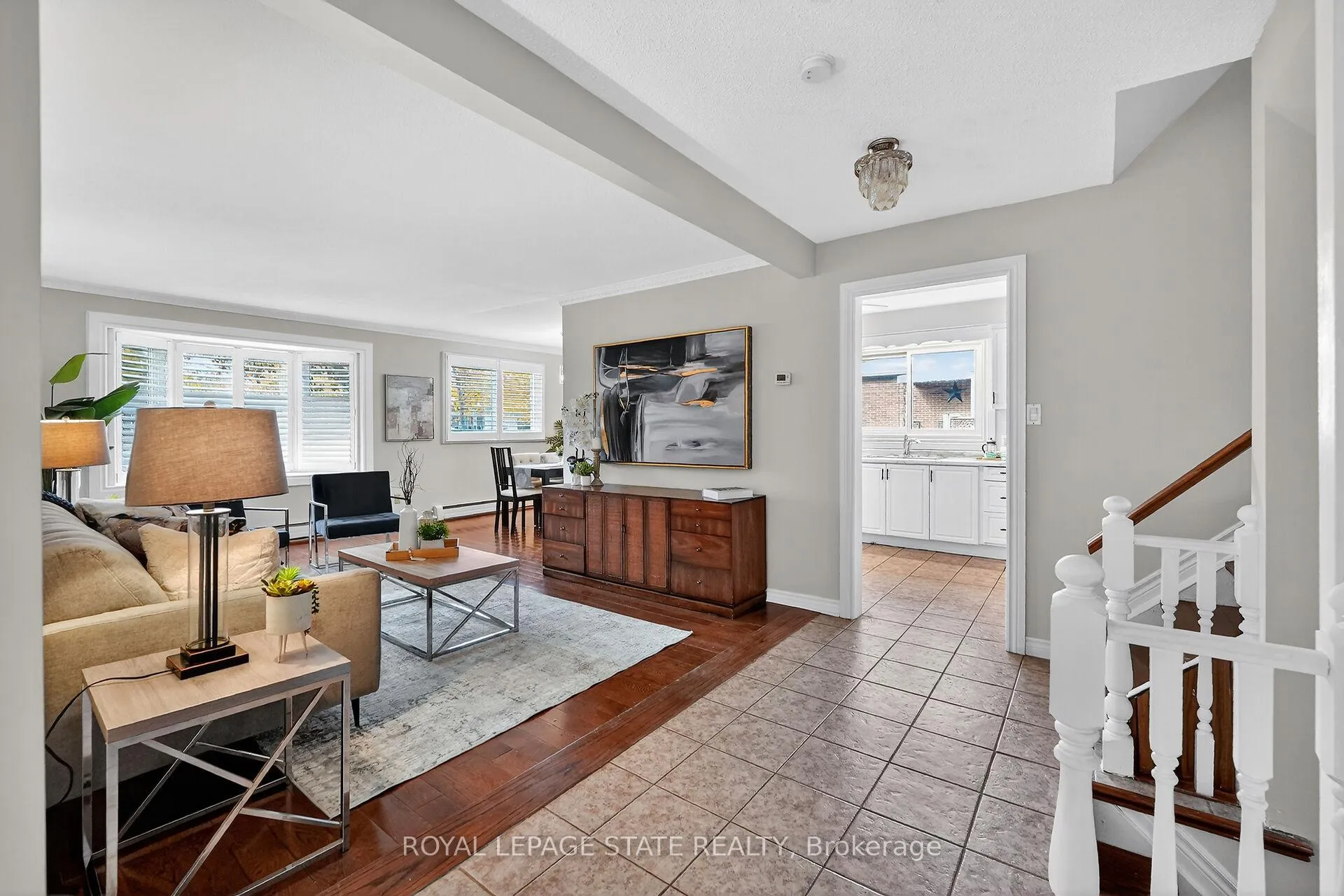 Photo 8 of 15 Grand Avenue, Grimsby, Grimsby Beach — HOMEH
