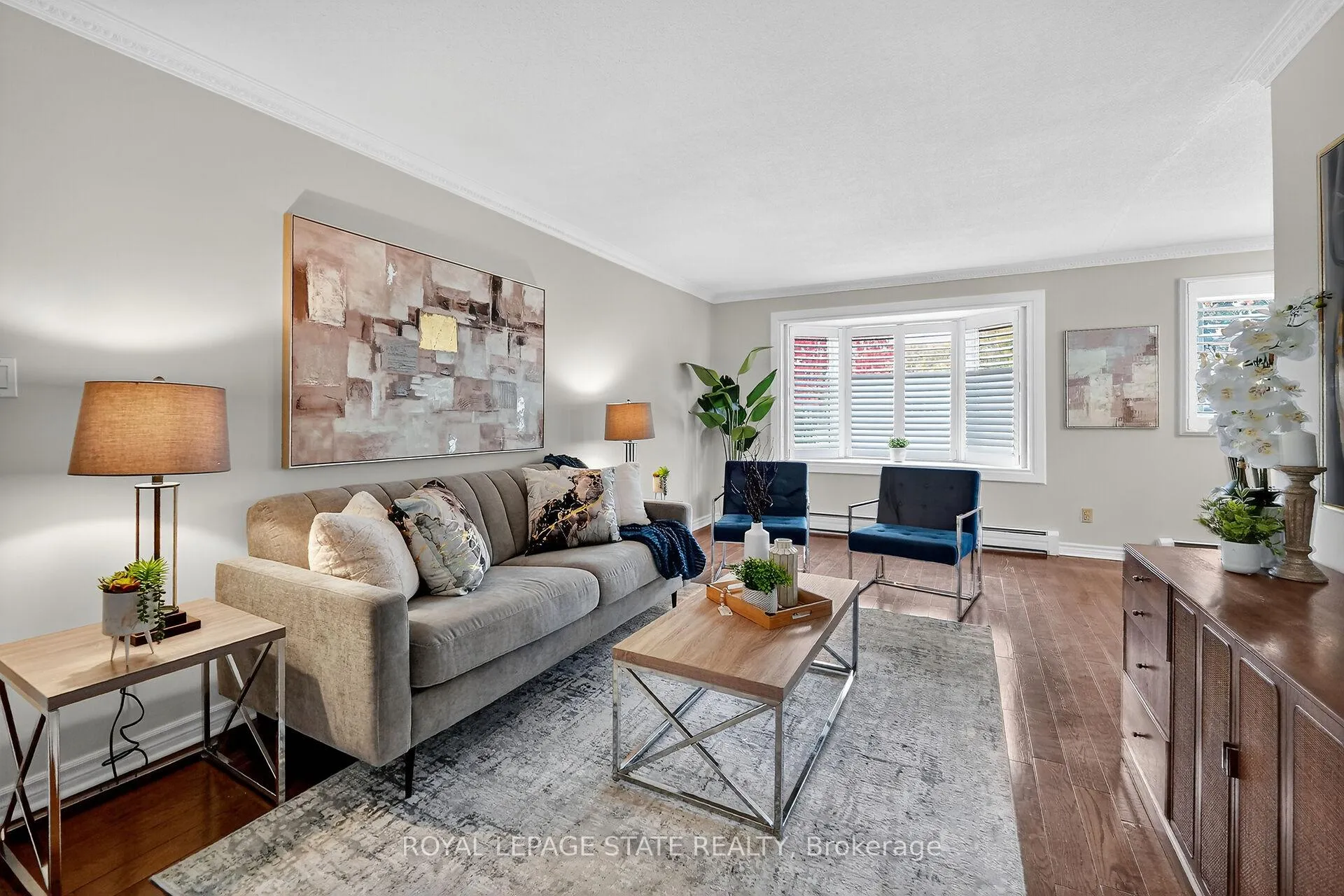 Photo 10 of 15 Grand Avenue, Grimsby, Grimsby Beach — HOMEH