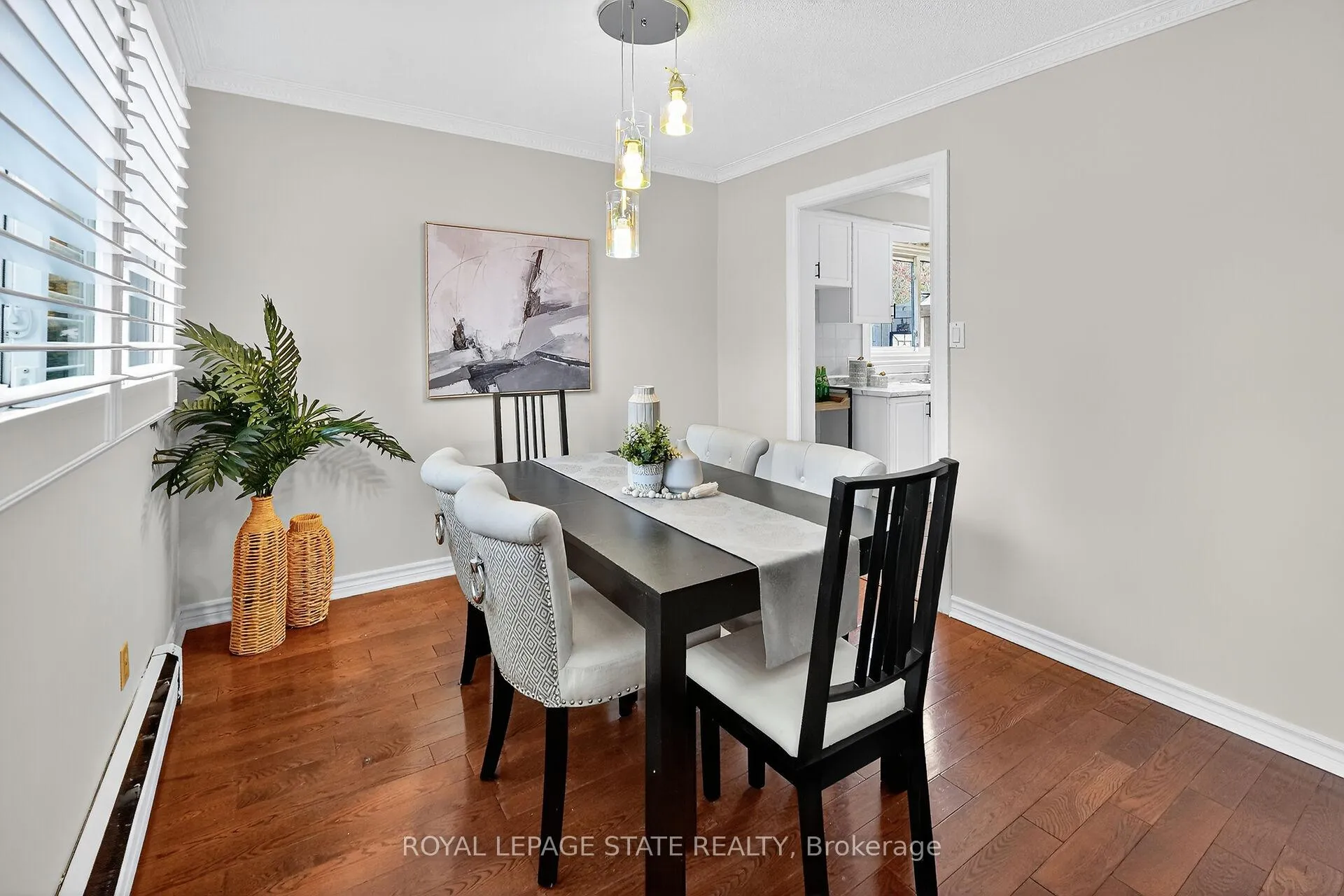 Photo 15 of 15 Grand Avenue, Grimsby, Grimsby Beach — HOMEH