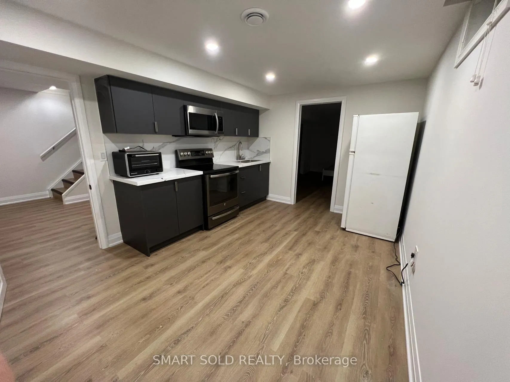 Photo 2 of Unit BSMT, 697 Eramosa Crescent, Pickering, Amberlea — HOMEH