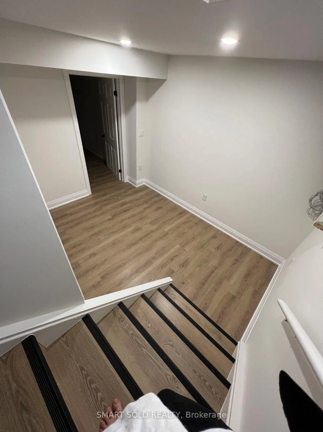Photo 3 of Unit BSMT, 697 Eramosa Crescent, Pickering, Amberlea — HOMEH