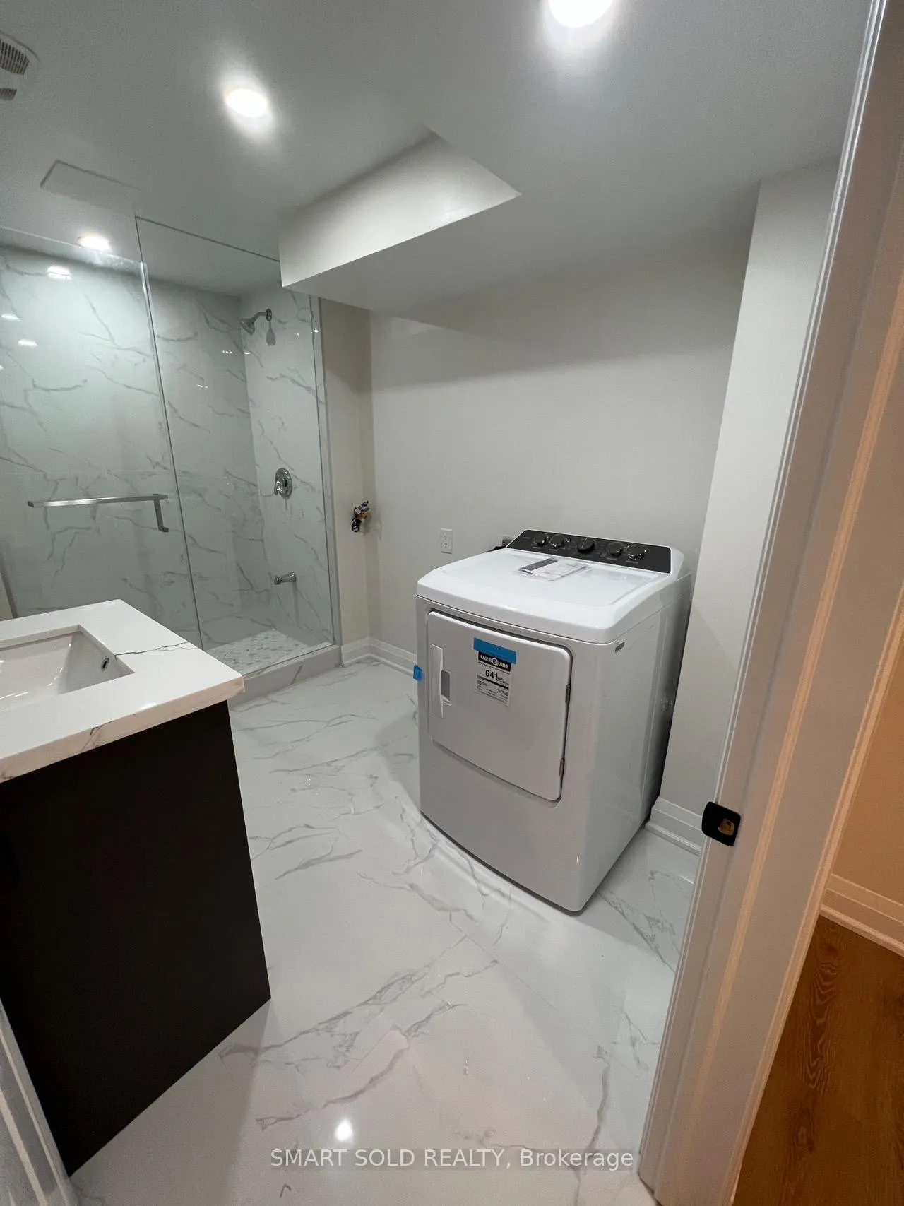 Photo 10 of Unit BSMT, 697 Eramosa Crescent, Pickering, Amberlea — HOMEH