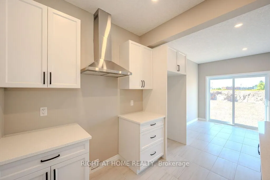 Photo 11 of 423 Woolwich Street, Waterloo — HOMEH
