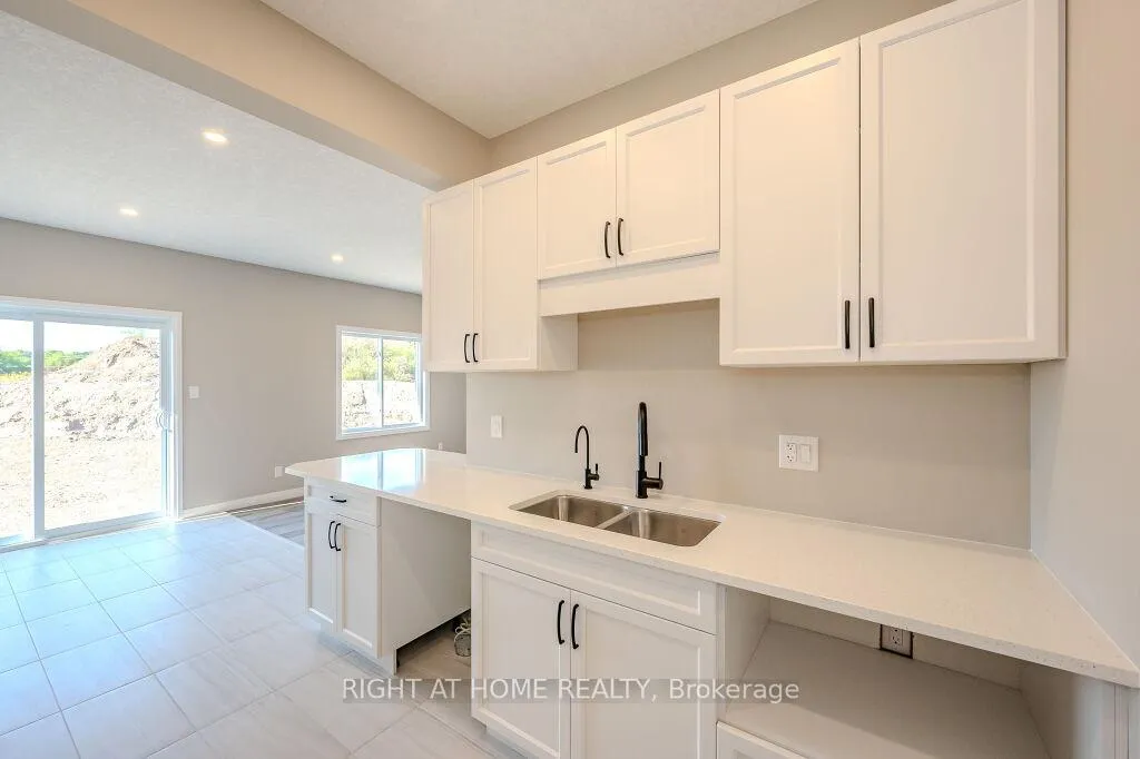 Photo 14 of 423 Woolwich Street, Waterloo — HOMEH