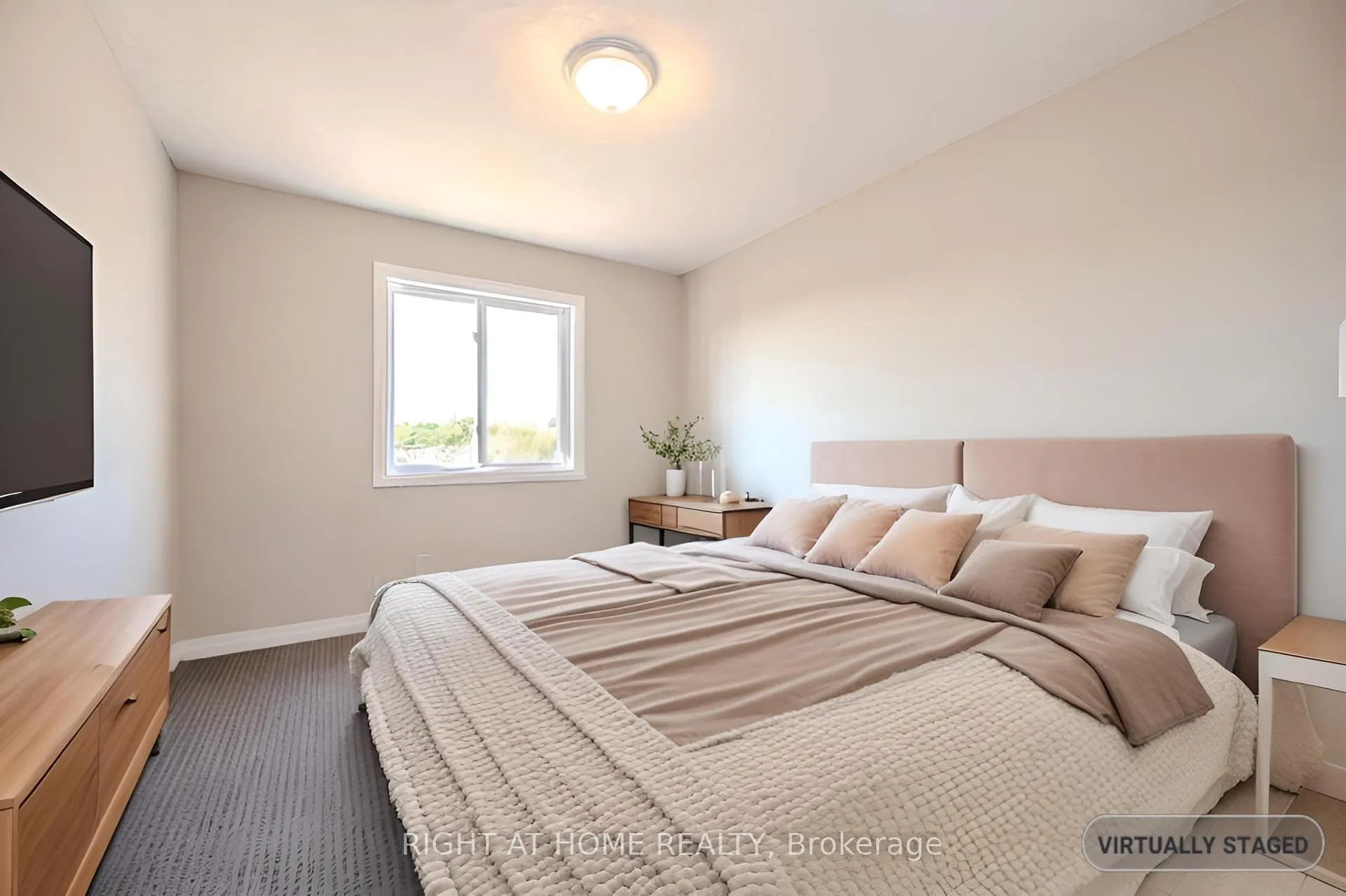 Photo 27 of 423 Woolwich Street, Waterloo — HOMEH