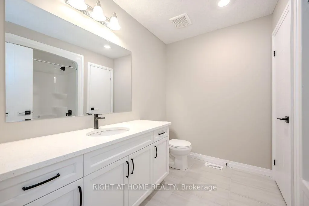 Photo 29 of 423 Woolwich Street, Waterloo — HOMEH