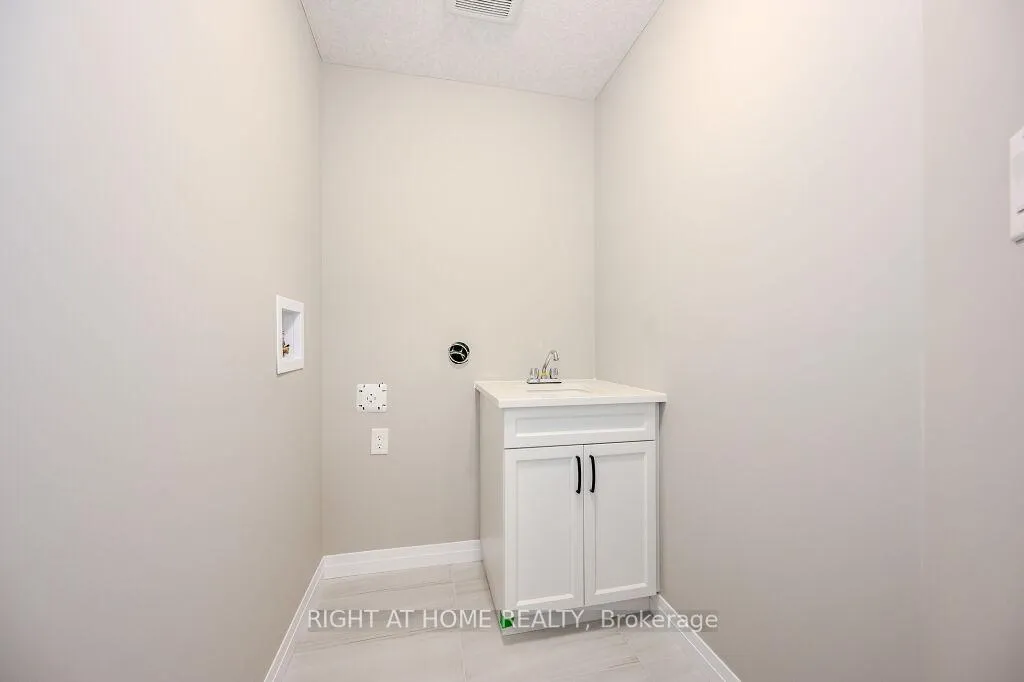 Photo 31 of 423 Woolwich Street, Waterloo — HOMEH