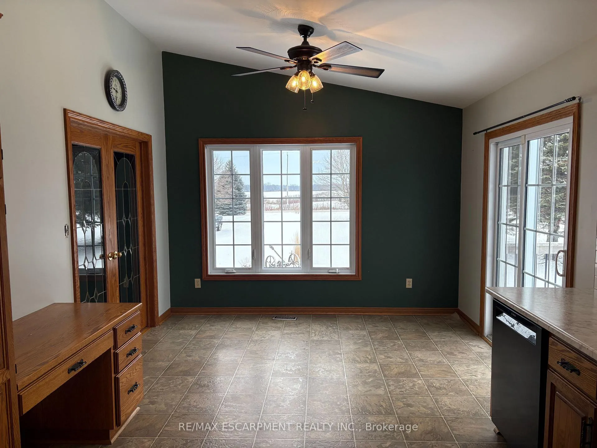 Photo 8 of 37 Carter Road, Haldimand — HOMEH