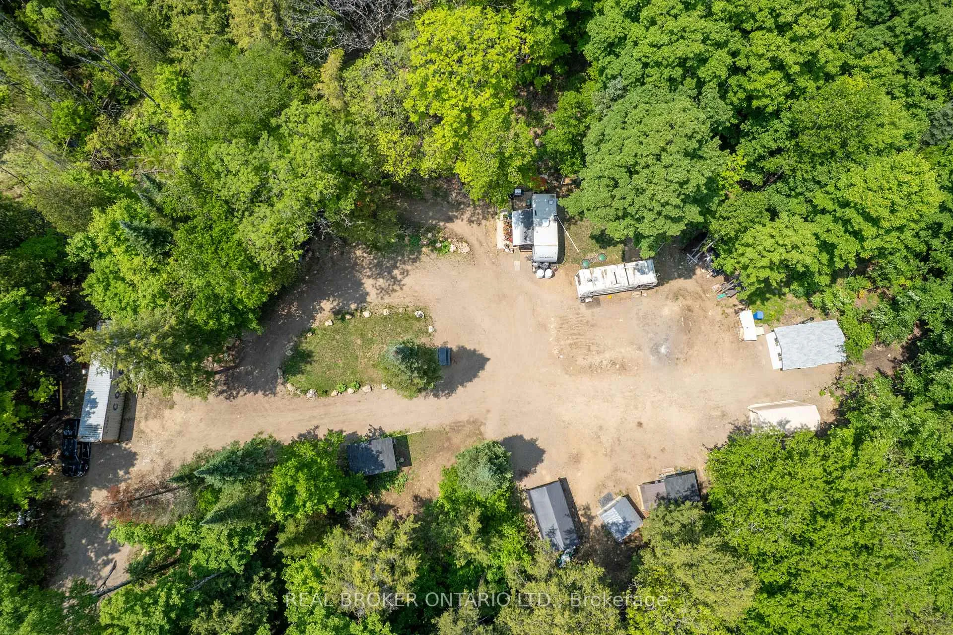 Photo 4 of 1565 Ursa Road, Highlands East, Glamorgan — HOMEH
