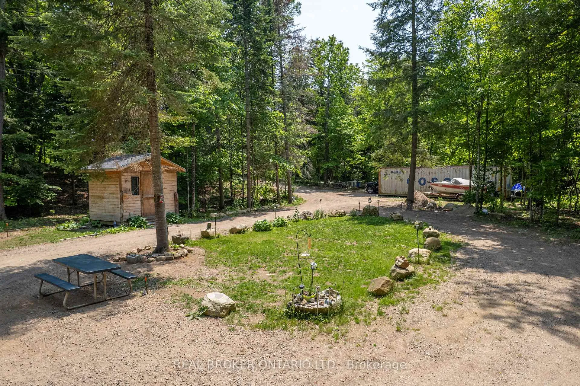Photo 12 of 1565 Ursa Road, Highlands East, Glamorgan — HOMEH