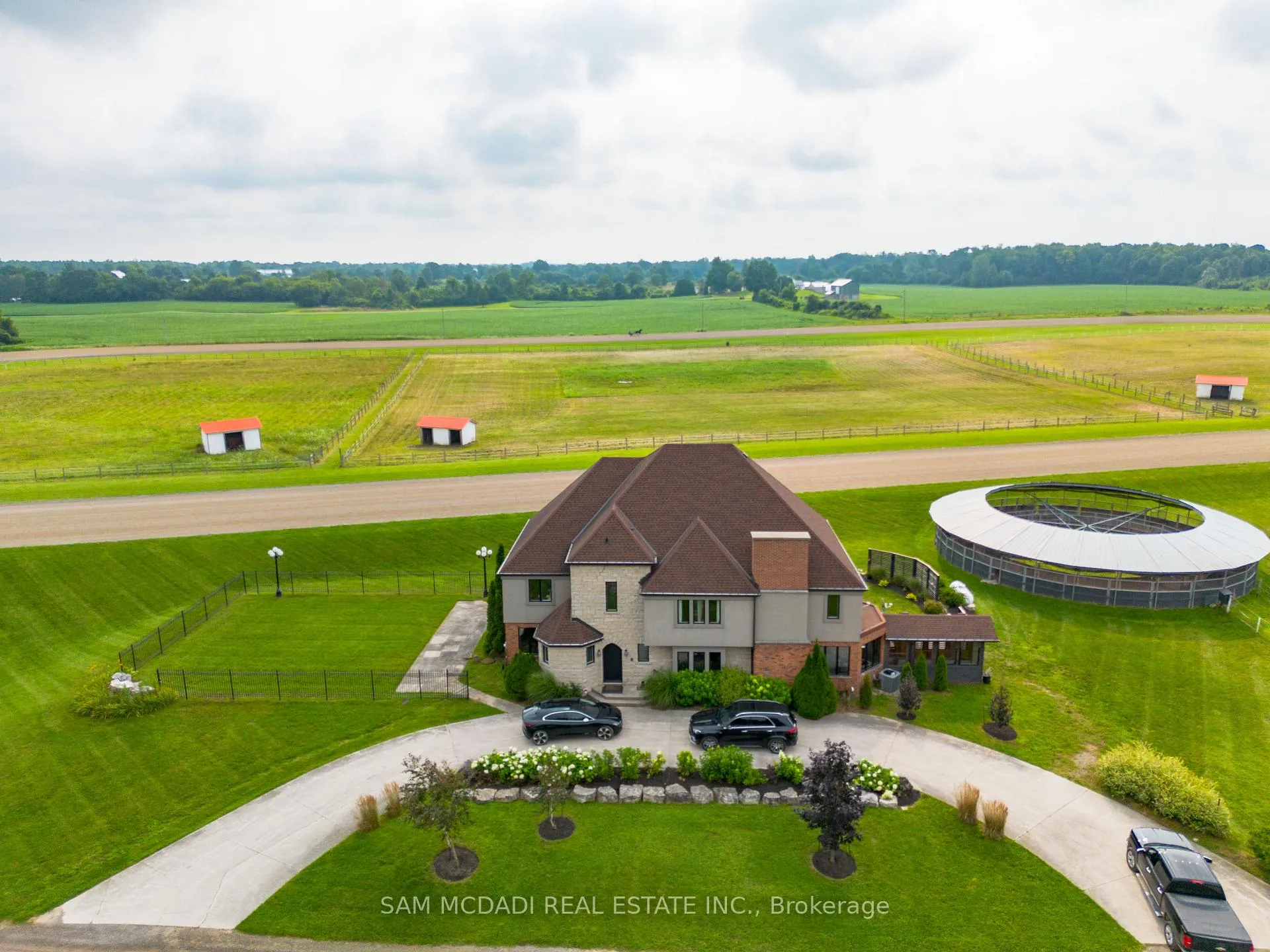 Photo 1 of 1046 6 Concession Road W, Hamilton, Rural Flamborough — HOMEH