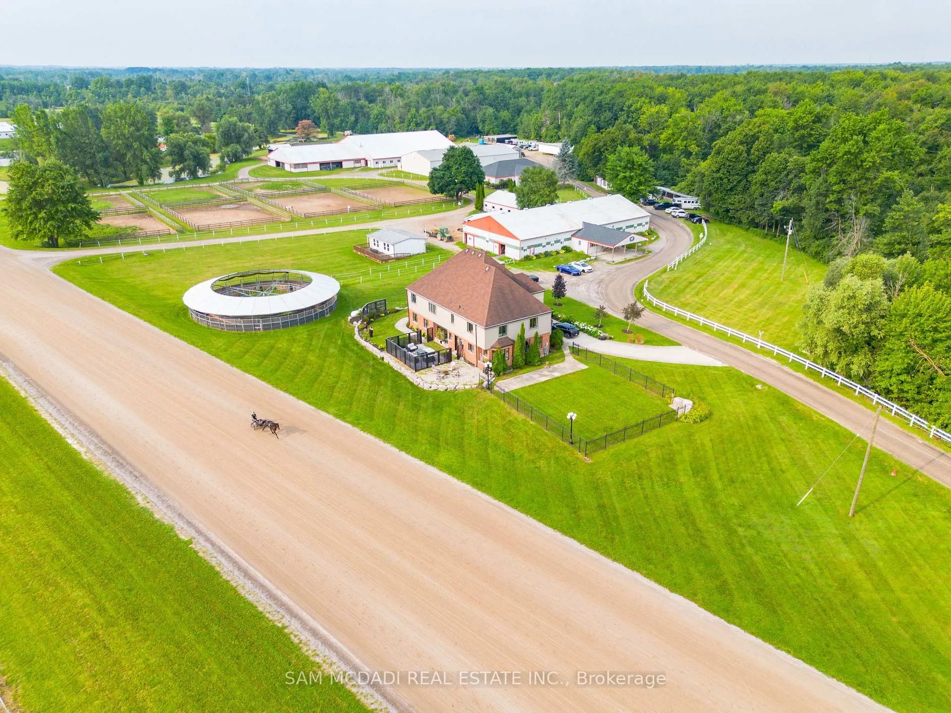 Photo 5 of 1046 6 Concession Road W, Hamilton, Rural Flamborough — HOMEH