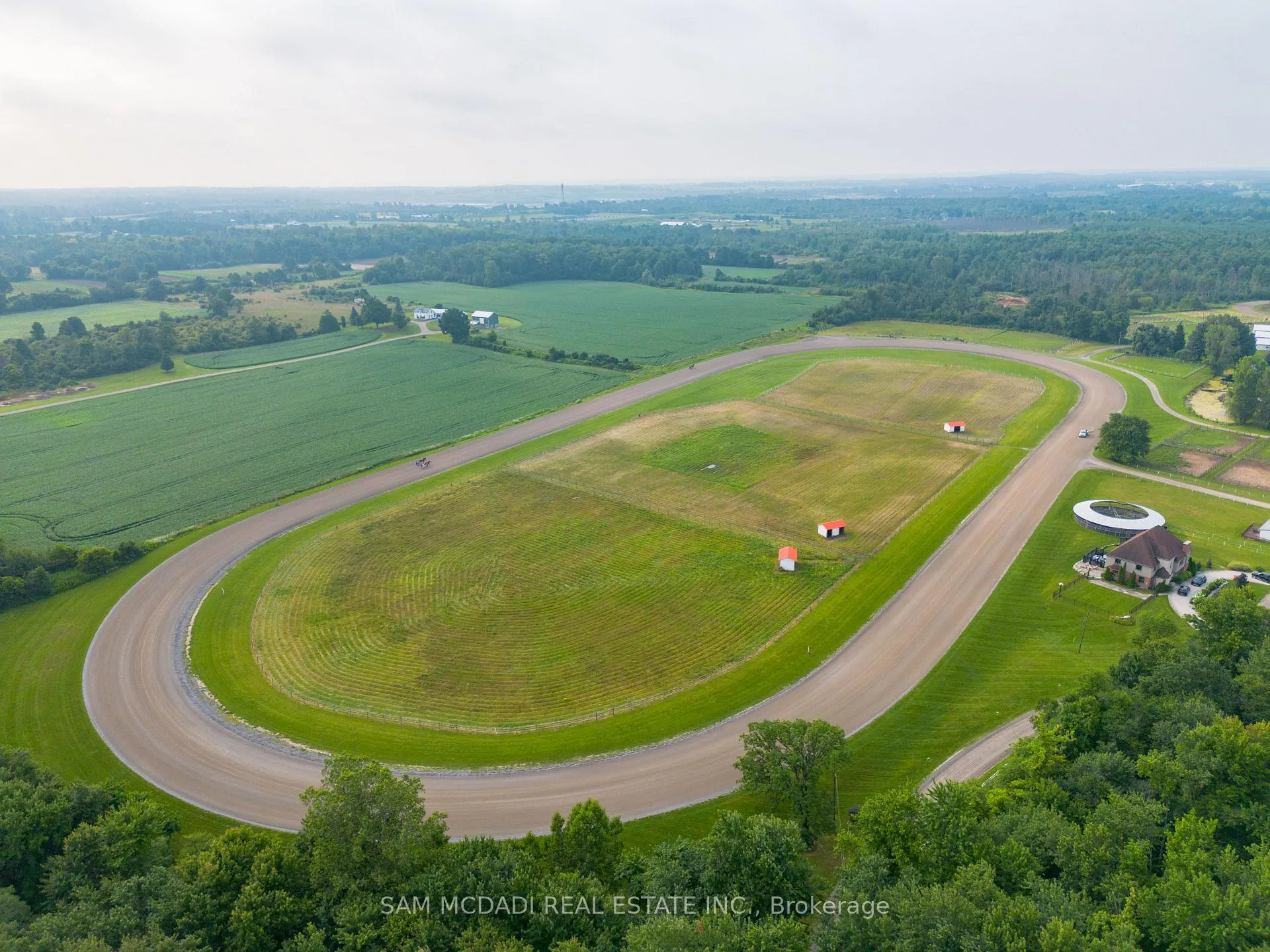 Photo 10 of 1046 6 Concession Road W, Hamilton, Rural Flamborough — HOMEH