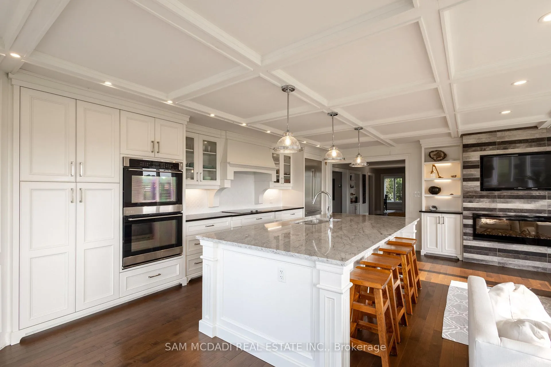 Photo 33 of 1046 6 Concession Road W, Hamilton, Rural Flamborough — HOMEH