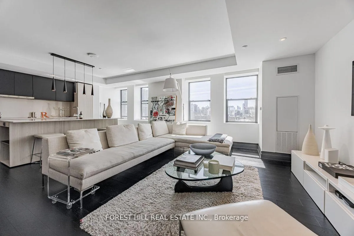 Photo 12 of Unit 1405, 2 Avenue Road, Toronto, The Annex — HOMEH