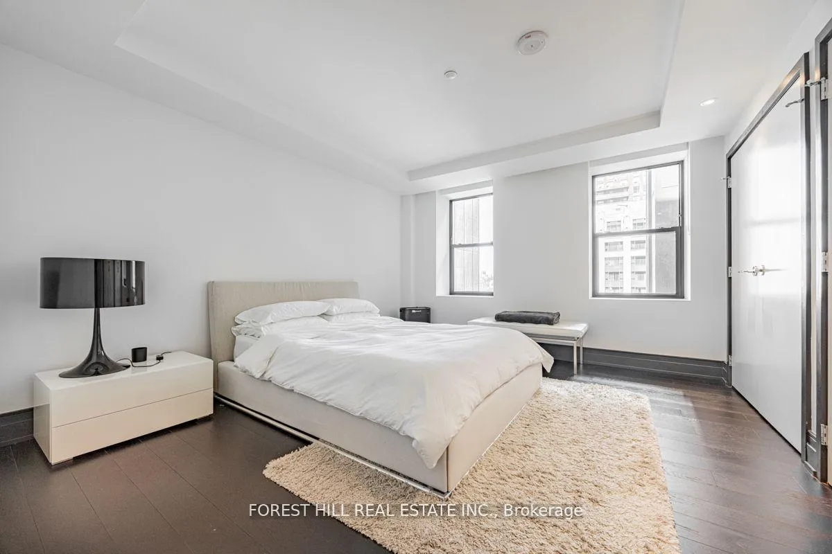 Photo 16 of Unit 1405, 2 Avenue Road, Toronto, The Annex — HOMEH
