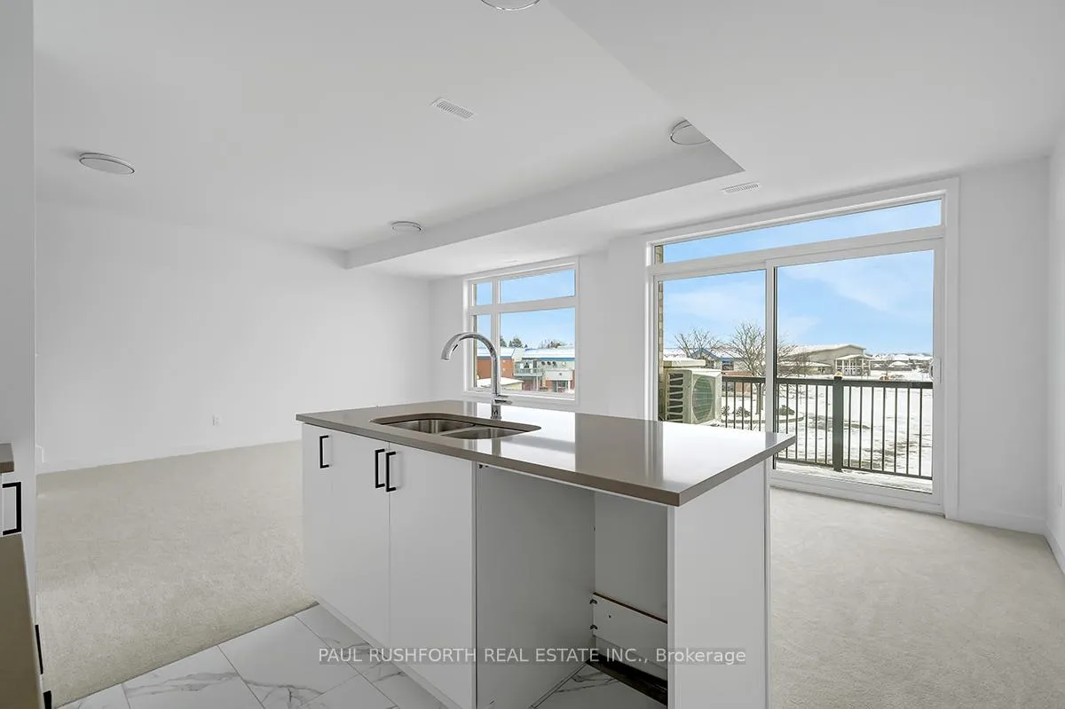 Photo 11 of 1027 Silhouette Private, Ottawa, Barrhaven - Cedargrove/Fraserdale — HOMEH