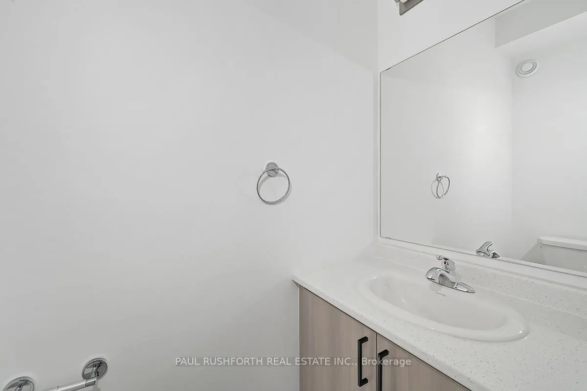 Photo 12 of 1027 Silhouette Private, Ottawa, Barrhaven - Cedargrove/Fraserdale — HOMEH