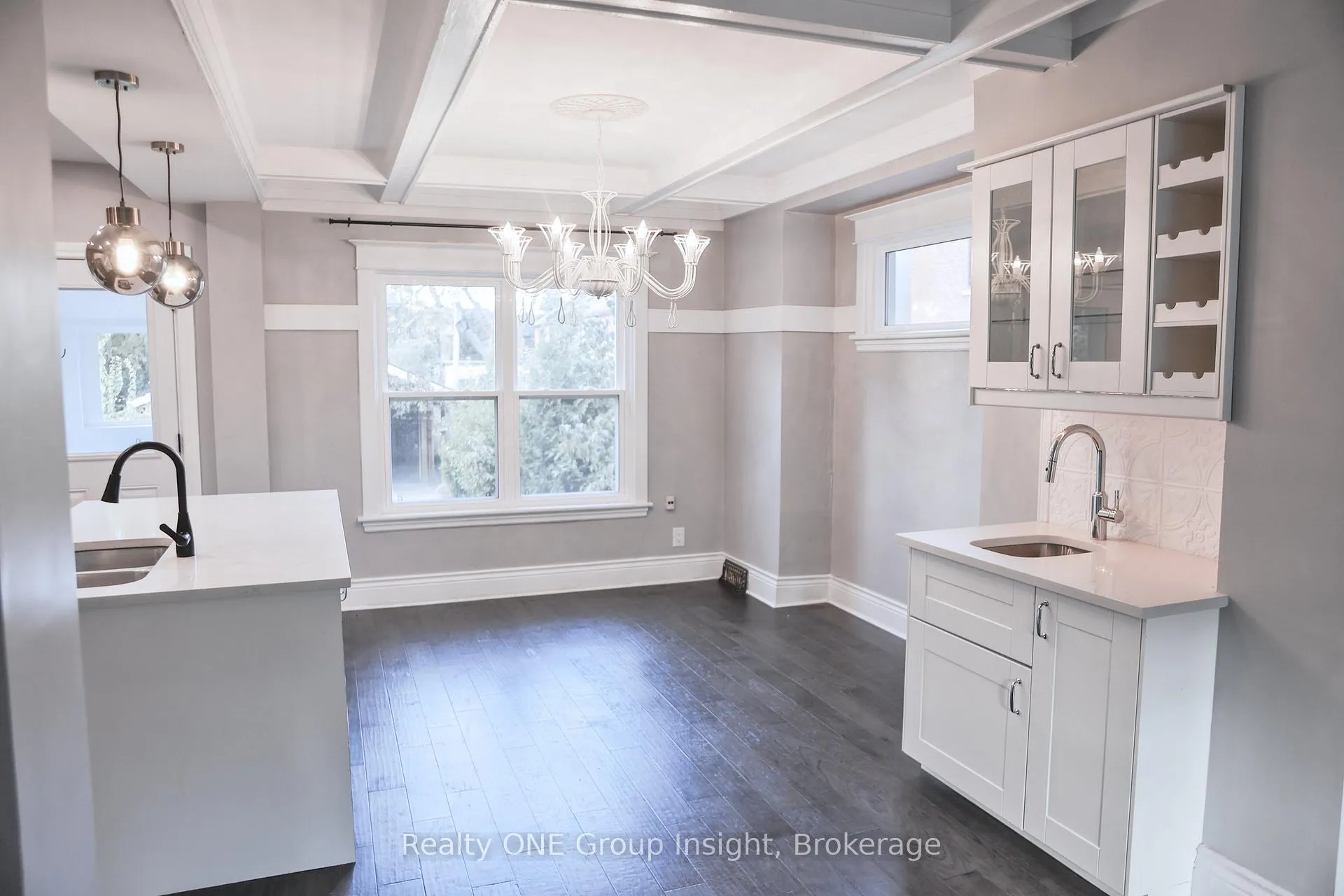 Photo 3 of 451 King William Street, Hamilton, Landsdale — HOMEH