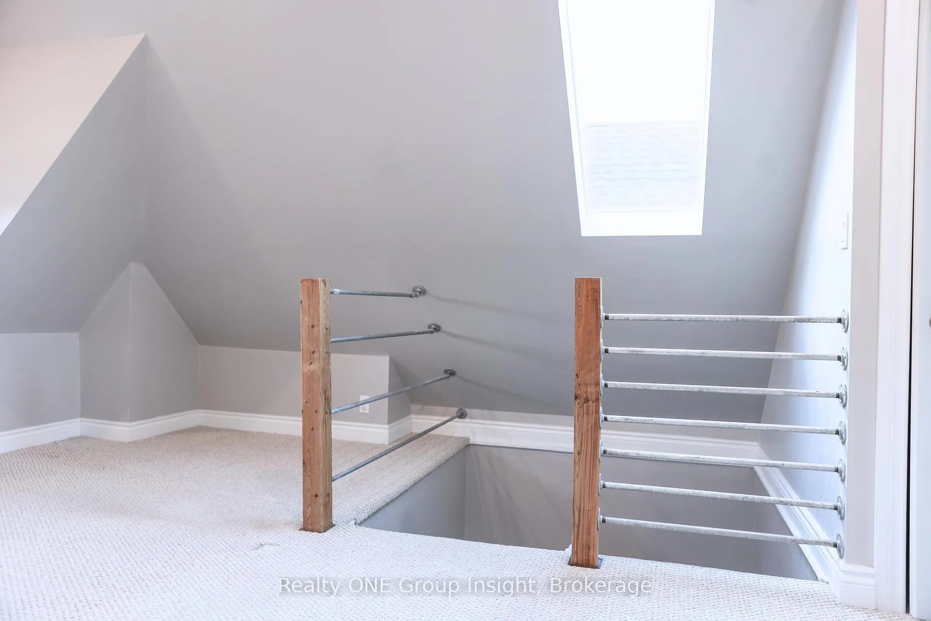 Photo 11 of 451 King William Street, Hamilton, Landsdale — HOMEH